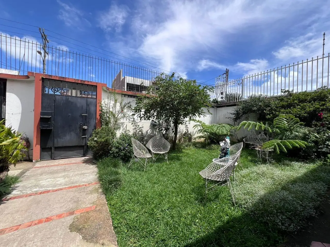 Spacious 5-Bedroom House in Rohrmoser, San José - image 7