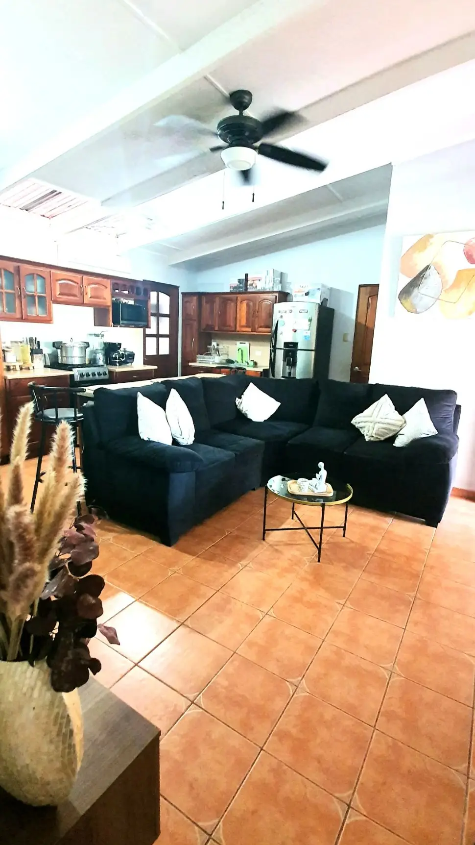 Charming 4-Bed Condo in Jacó - Perfect Family Home or Income Property ! - image 4