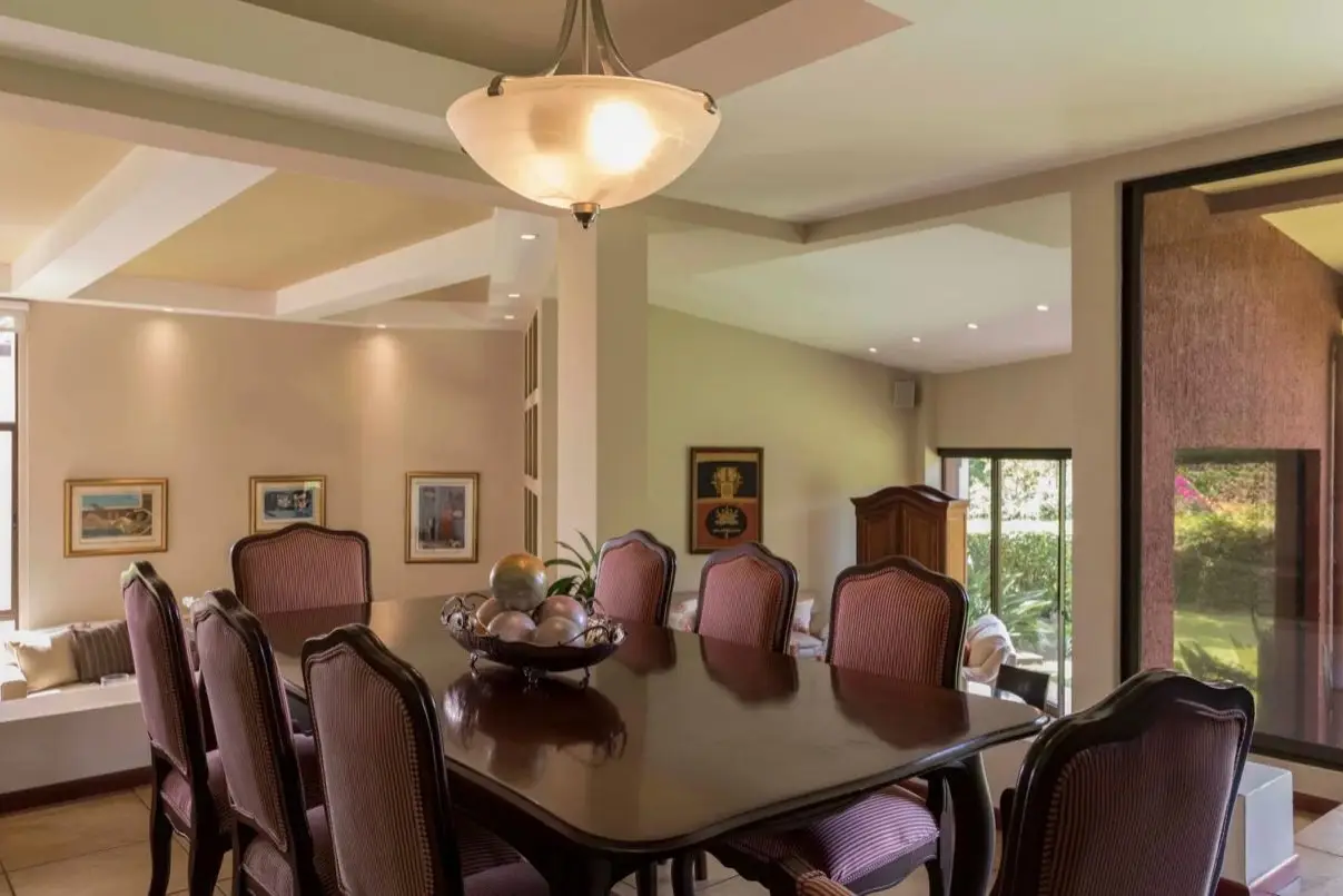 For Rent – Luxury Residence in Alto de Las Palomas, Escazú - image 11