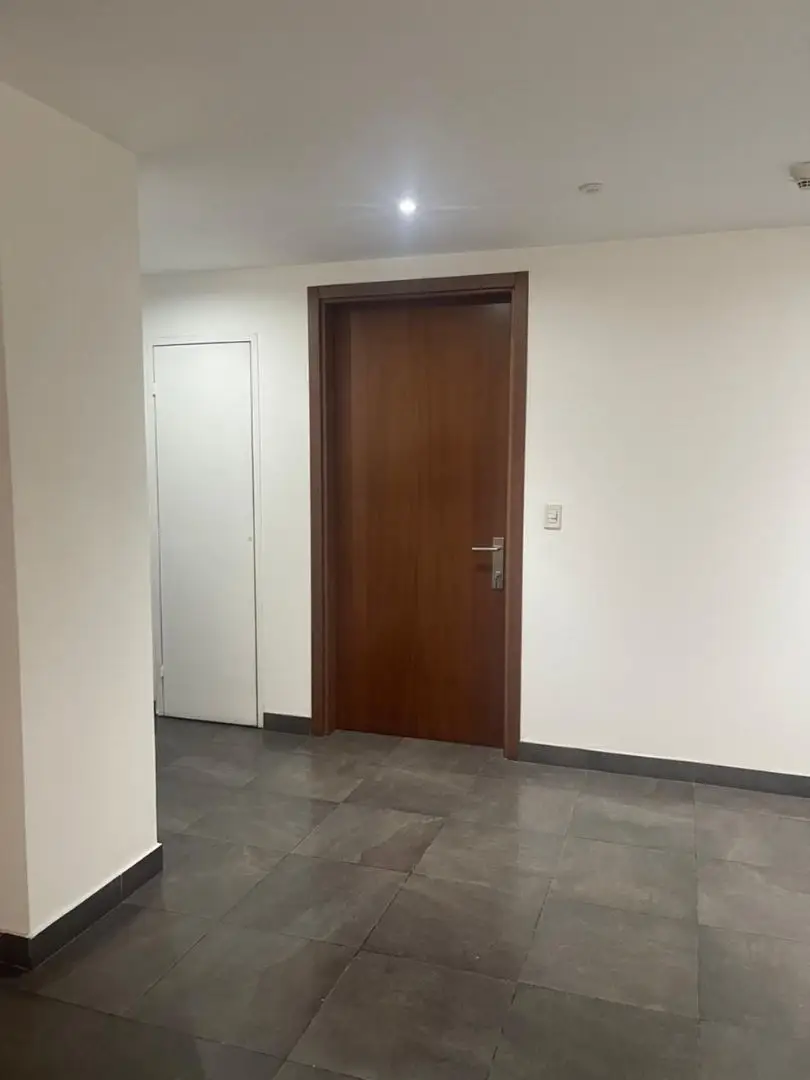 Modern 1-Bedroom Apartment | San Rafael, Escazú - image 9