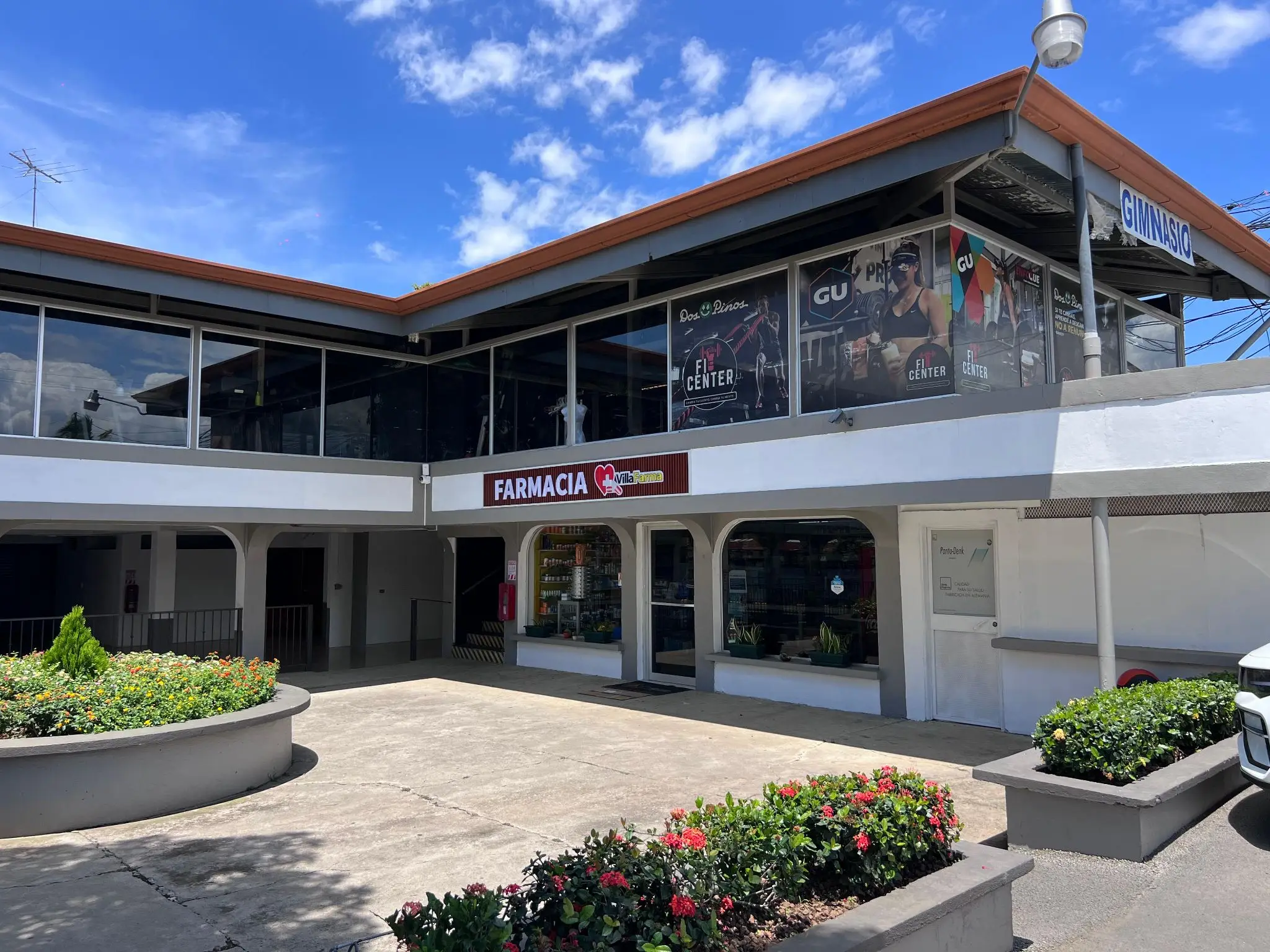 Alajuela Commercial Building: Prime Investment Opportunity - image 7
