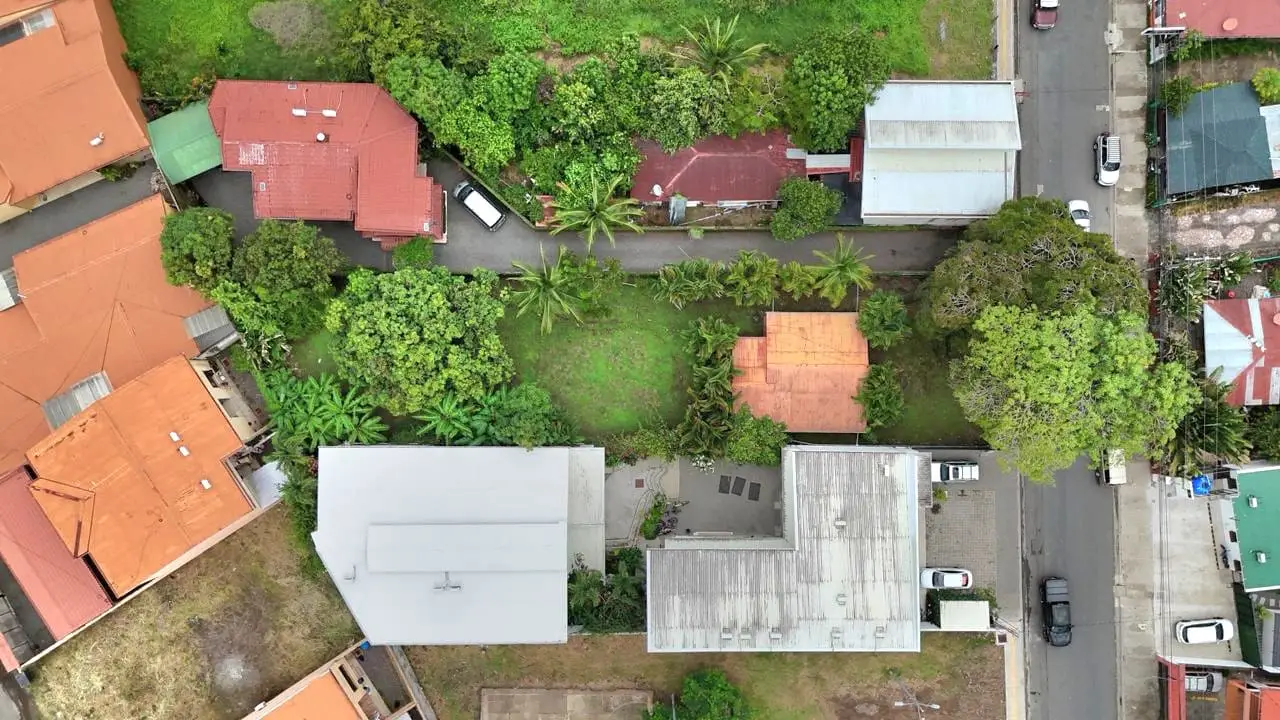 931 m² Development Lot on a Main Commercial Access Road in Jacó | Investment Opportunity - image 2