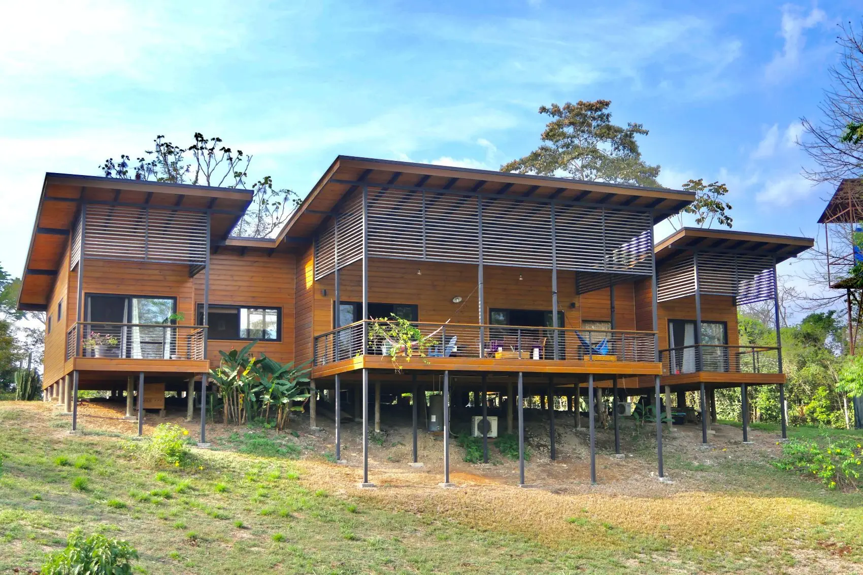 Charming Private Villa Near Santa Teresa, Montezuma & Cobano – Spacious 5000 m² Property with Expansion Potential - image 1