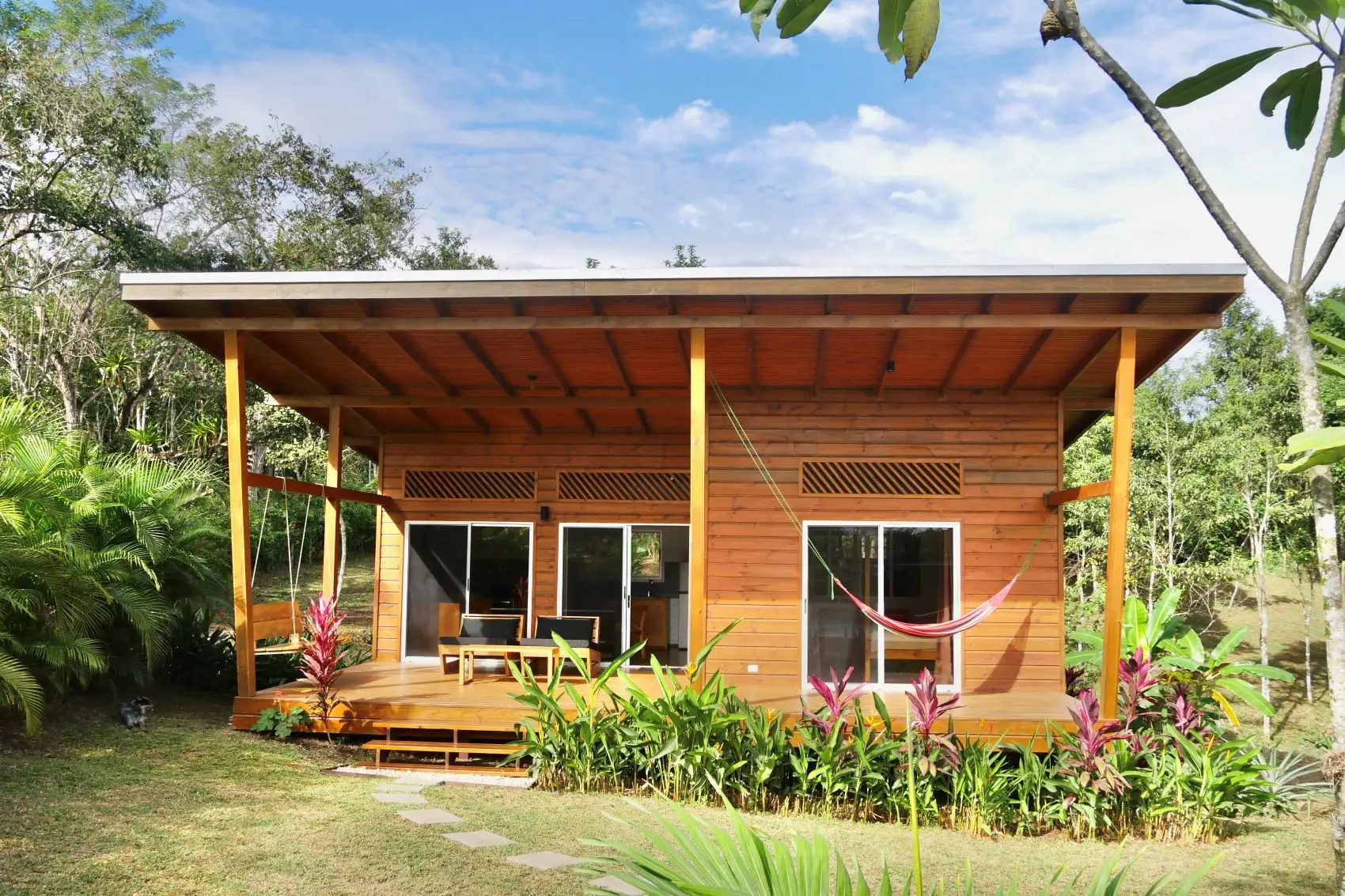 Charming Tropical Bungalows with Pool in San Isidro – Excellent Rental Opportunity - image 5