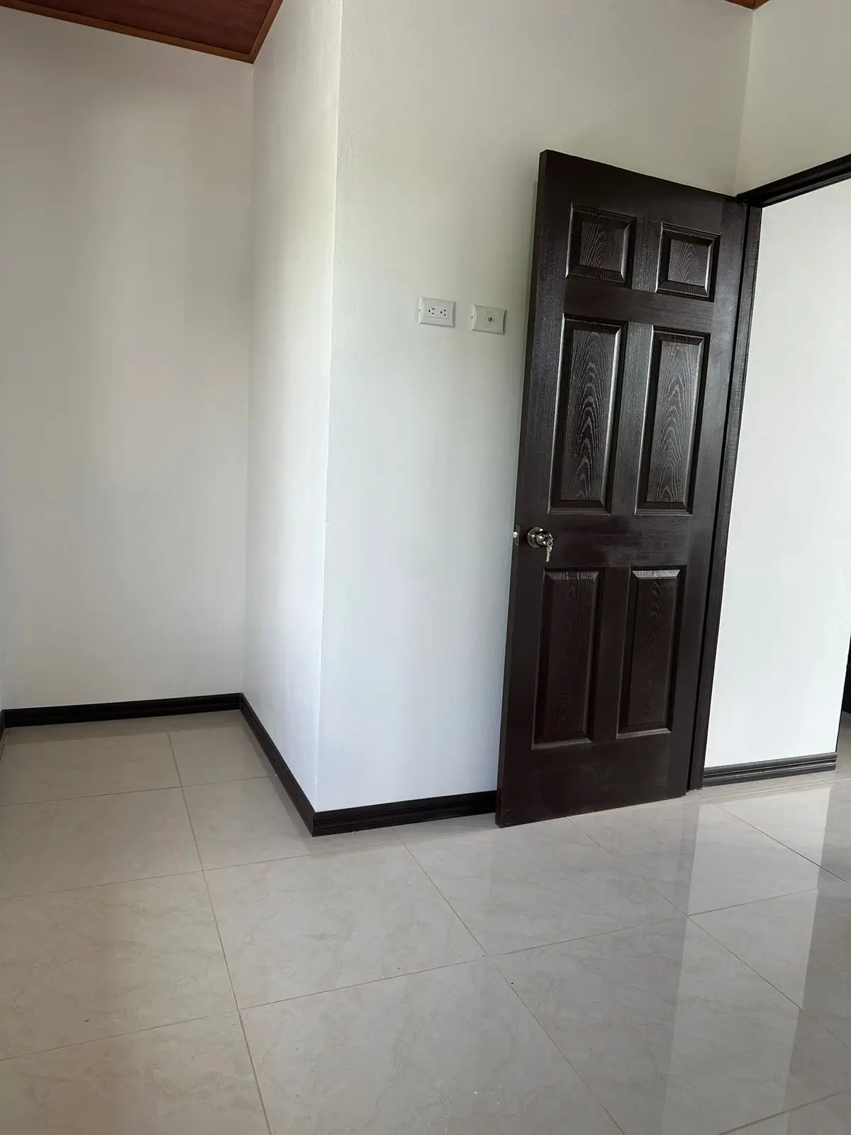 Live or invest in Puriscal. Brand-new home, secure investment. - image 8