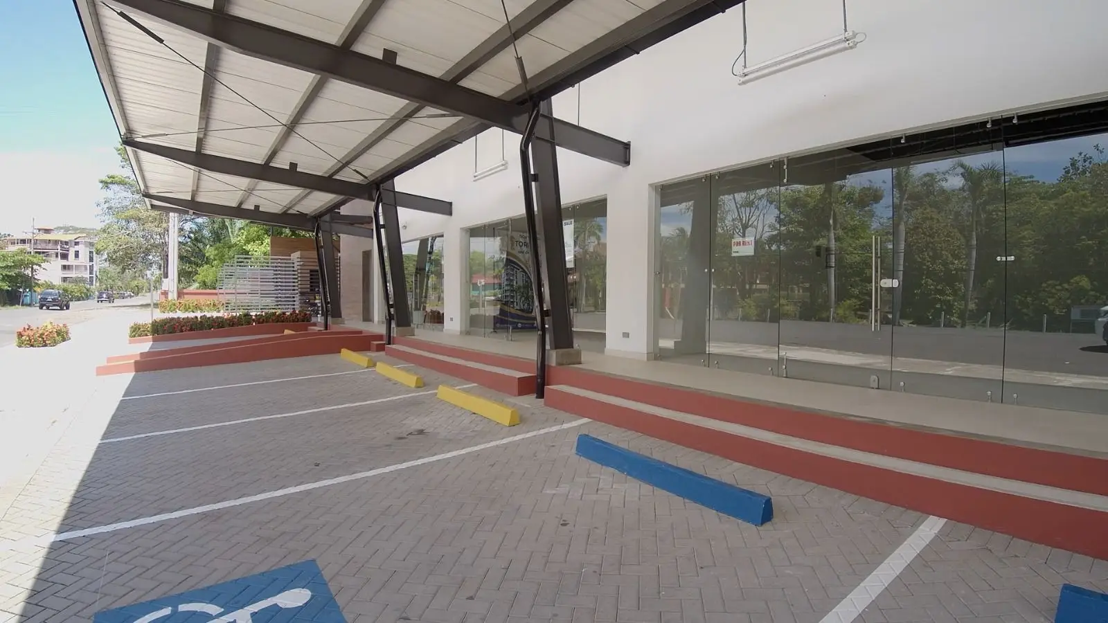 Brand New Commercial/Office Space in Prime Jacó Location  - image 7