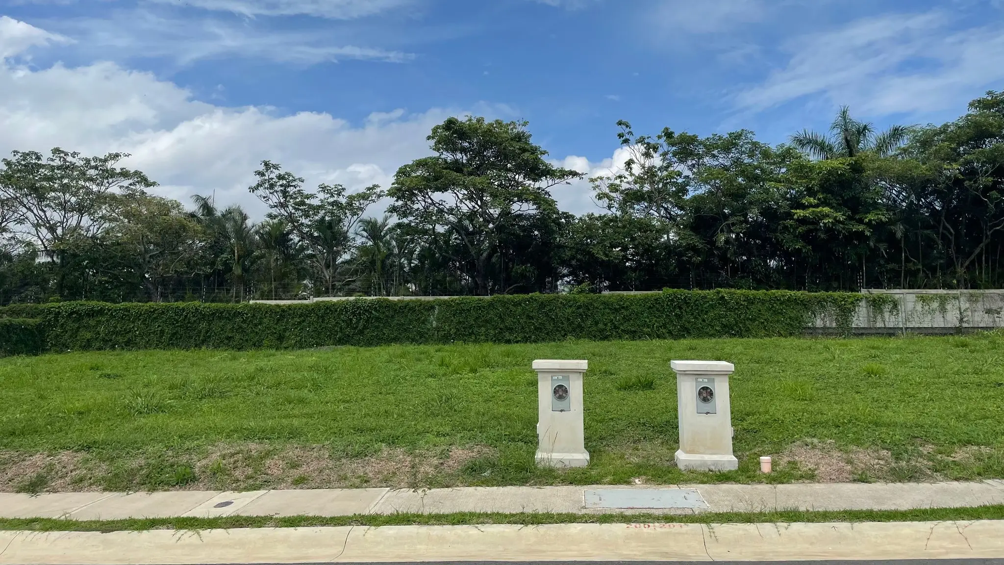 Sale / Beautiful lots in Condominium, San Rafael, Alajuela - image 4