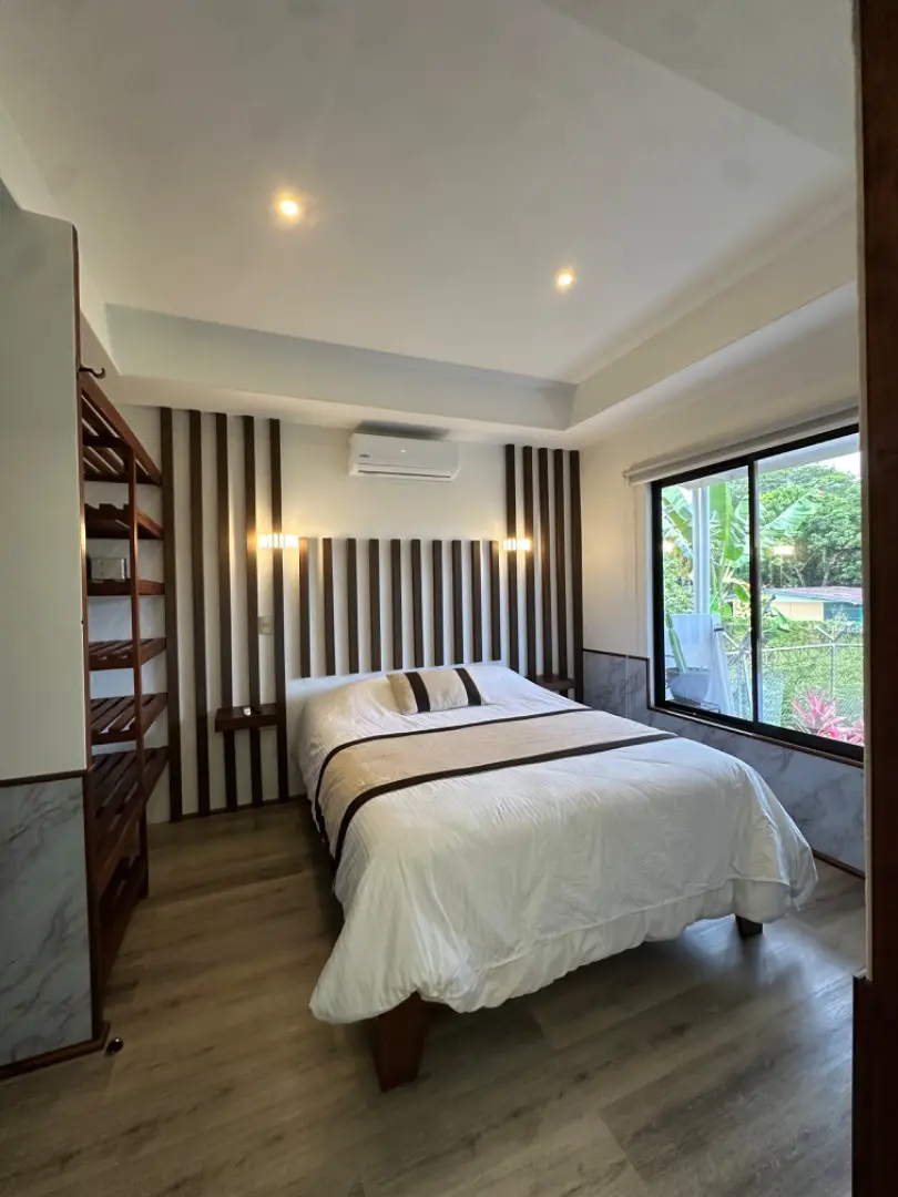 “Residencia de ensueño: 1 casa principal, 5 apartamentos, piscina ,2 ranchos y 2 parqueos grandes ” - image 10