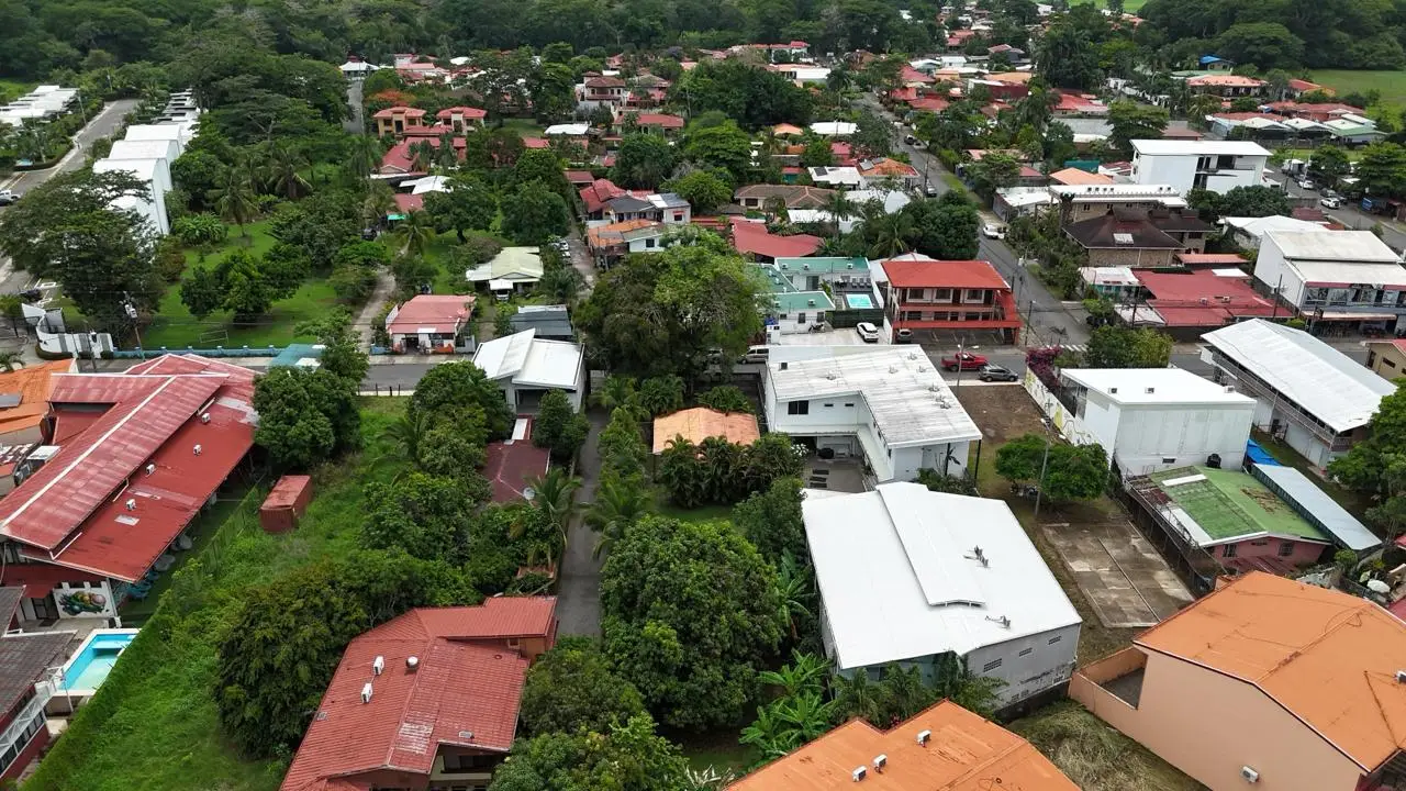 931 m² Development Lot on a Main Commercial Access Road in Jacó | Investment Opportunity - image 12