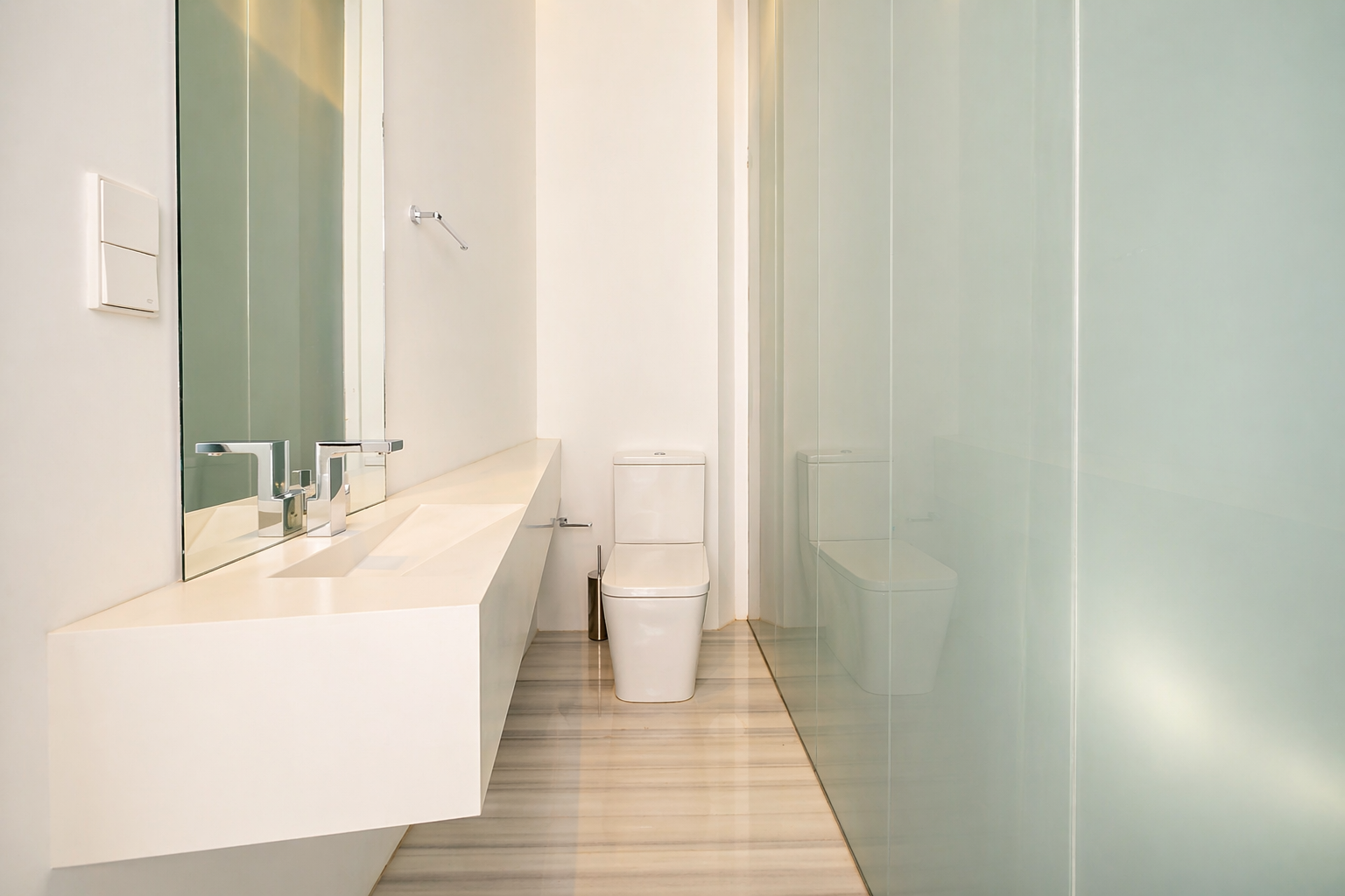 Sale & Rent / Costa Rica Modern Luxury Villa: 5-Bed, 5-Bath Oasis with Infinity Pool & Panoramic Views, Santa Ana, San Jose 🇨🇷 - image 14