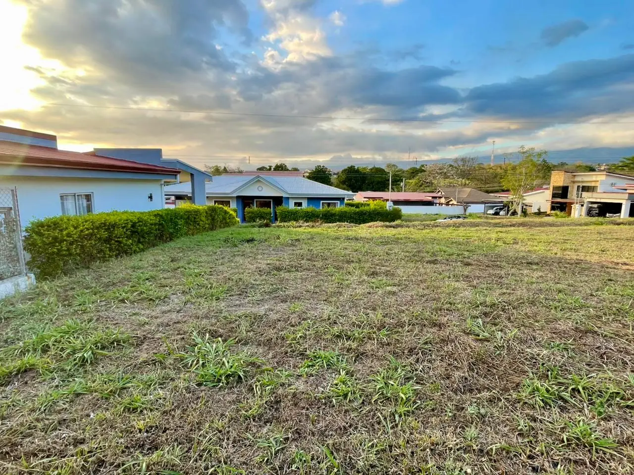 Ideal 200sqm Land Plot in Condominium Altabrisa, Grecia, Alajuela - Build Your Dream - image 4