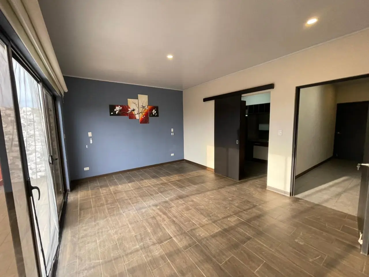 Sleek Modern 4-Bedroom House in Grecia, Alajuela with Ocean Views & Jacuzzi - image 12