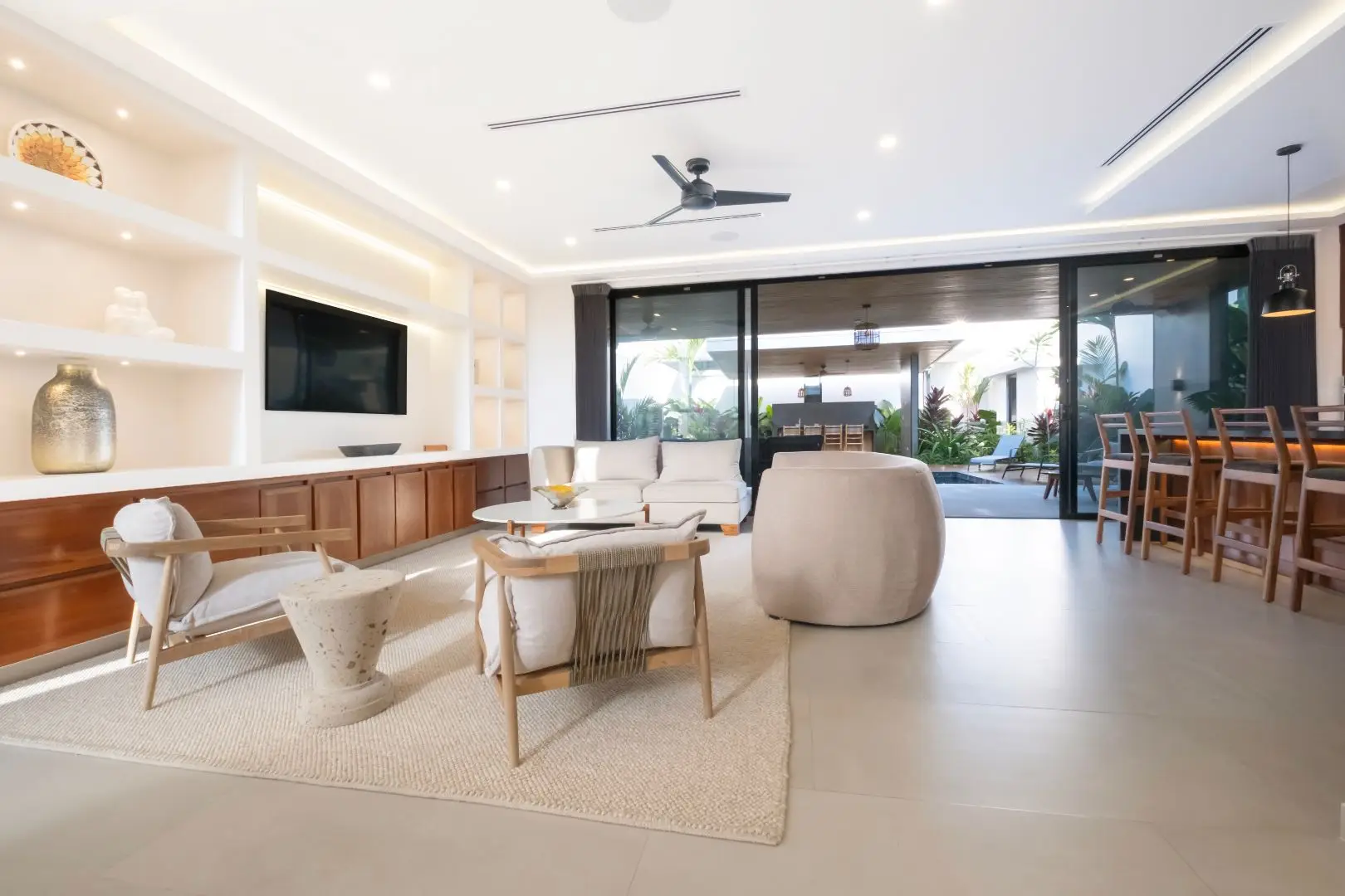  Luxury Villa in Jaco Beach - image 6