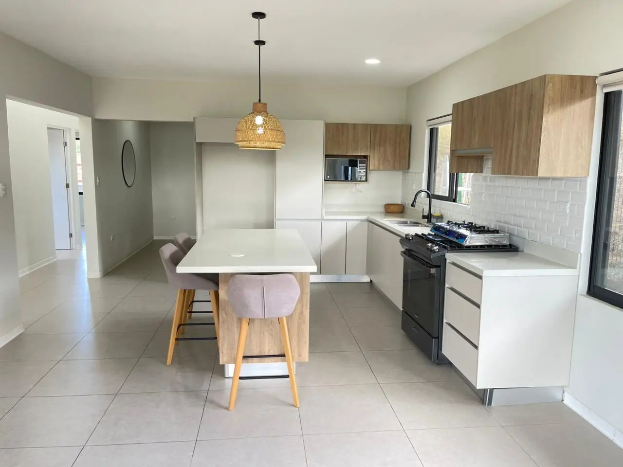 New Modern 3-Bedroom Home in Gated Community, Grecia, Alajuela with Scenic Views - image 8