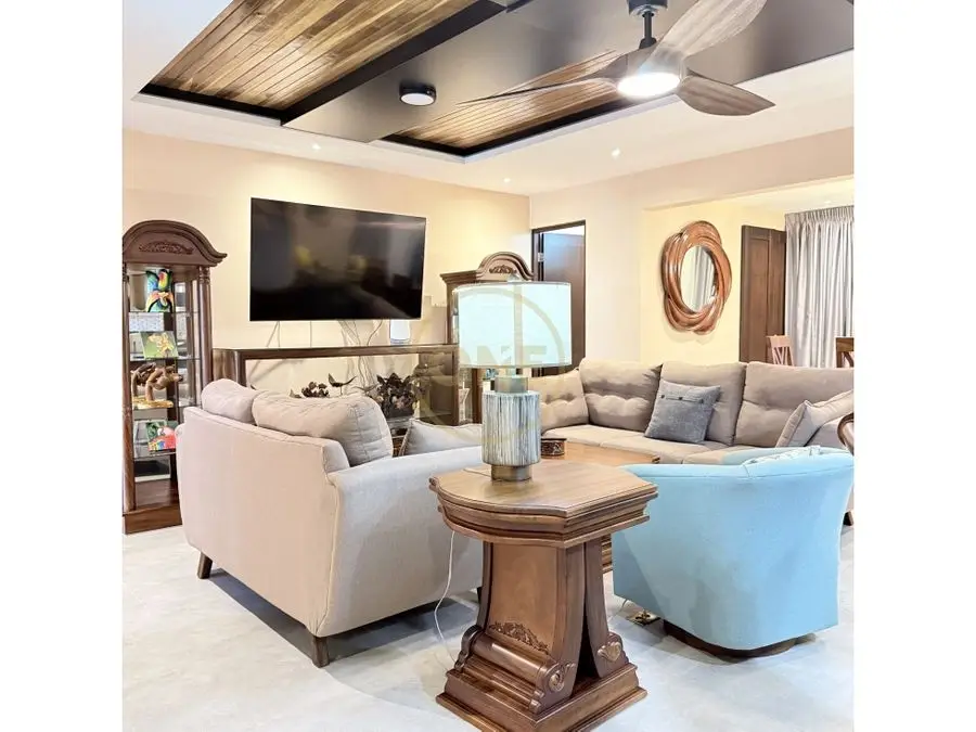 Modern 3-Bedroom Home in Jacó: Coastal Living with Resort Amenities - image 9