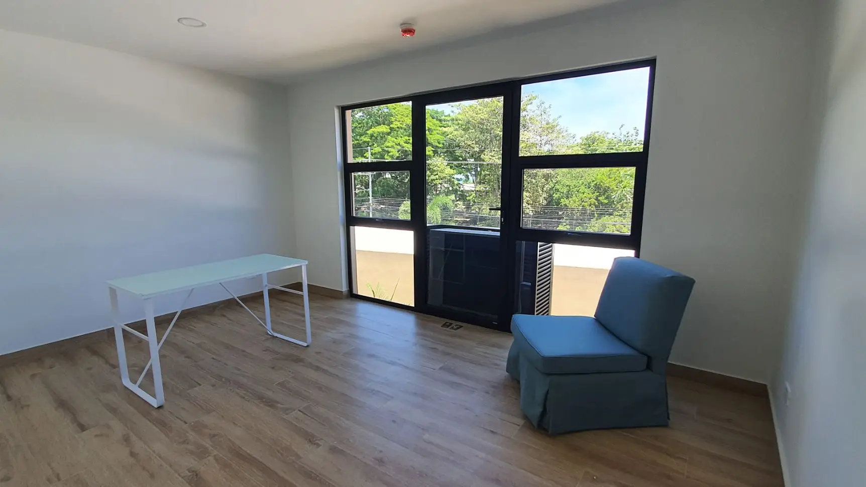 Luxury 3-Bed Condo in Jacó's Torres del Mar - image 7