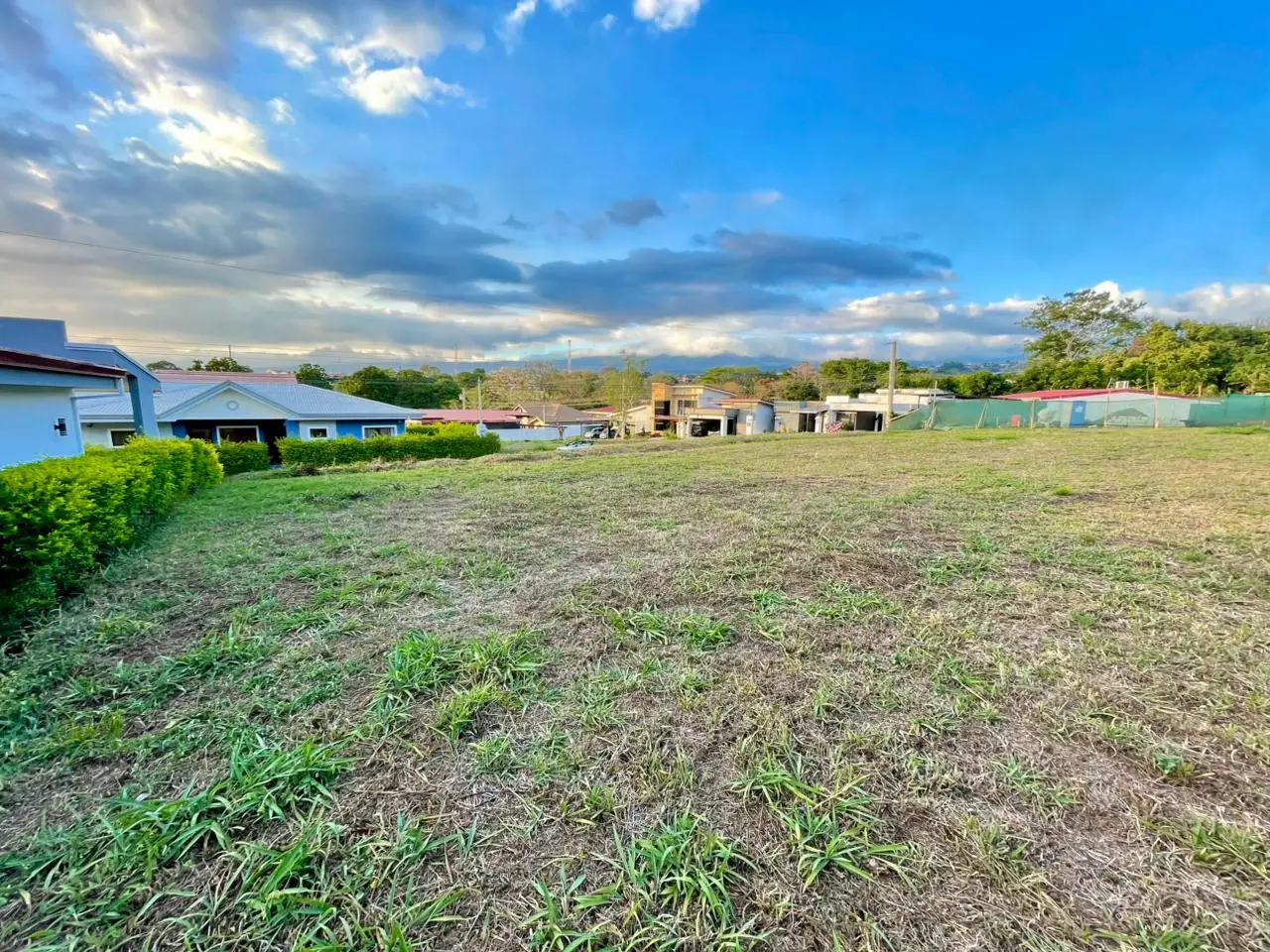 Ideal 200sqm Land Plot in Condominium Altabrisa, Grecia, Alajuela - Build Your Dream - image 10