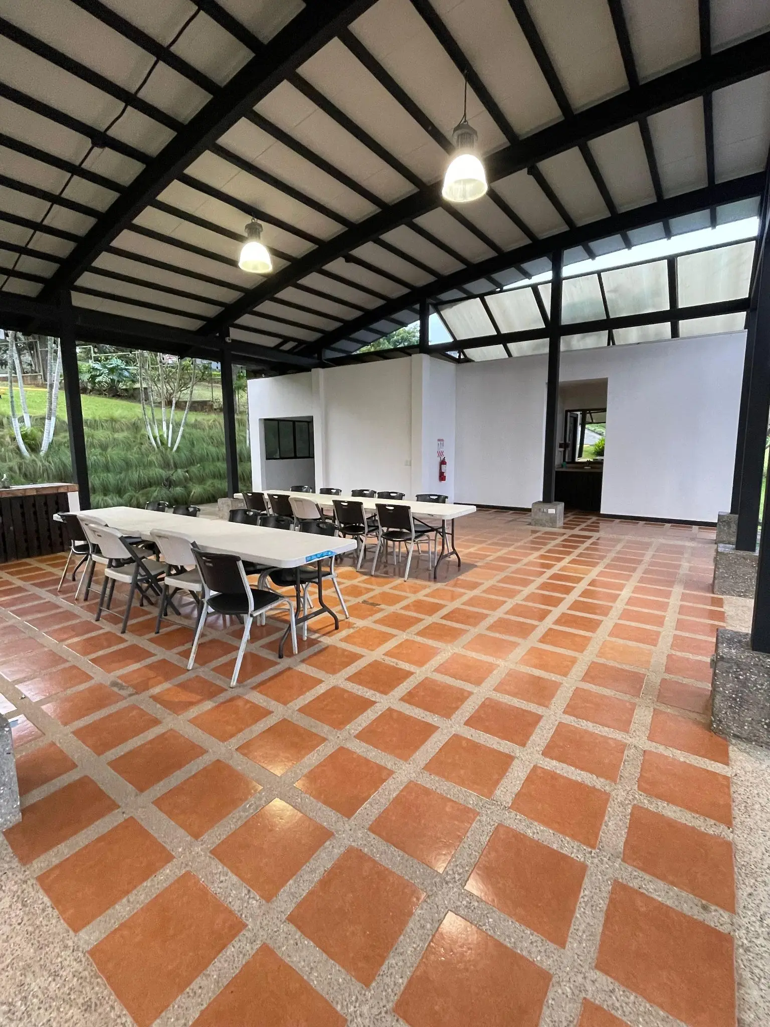 Expansive 1206 sqm Residential Lot for Sale in Grecia, Alajuela - image 11