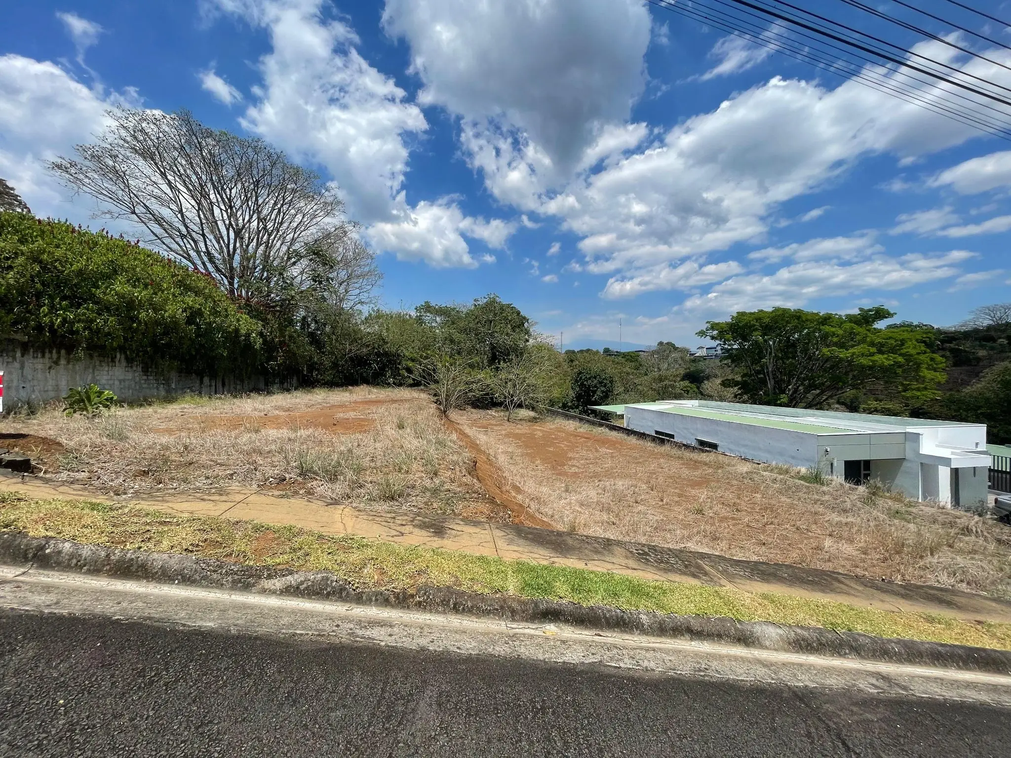 Prime Development Land in El Rosario, Naranjo - 1364 sqm - image 4