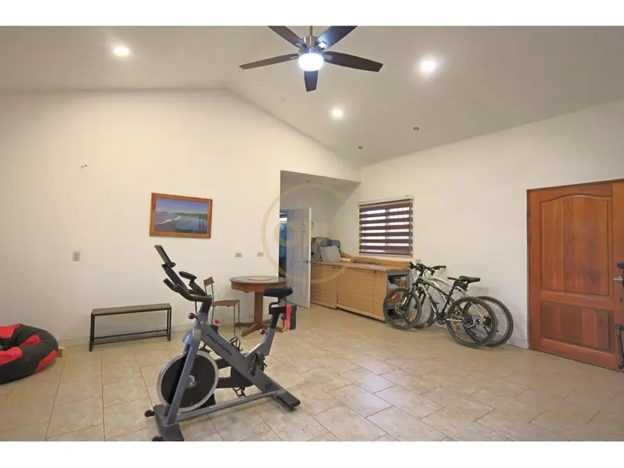 Independent House for Sale in Ciudad Colón - image 5