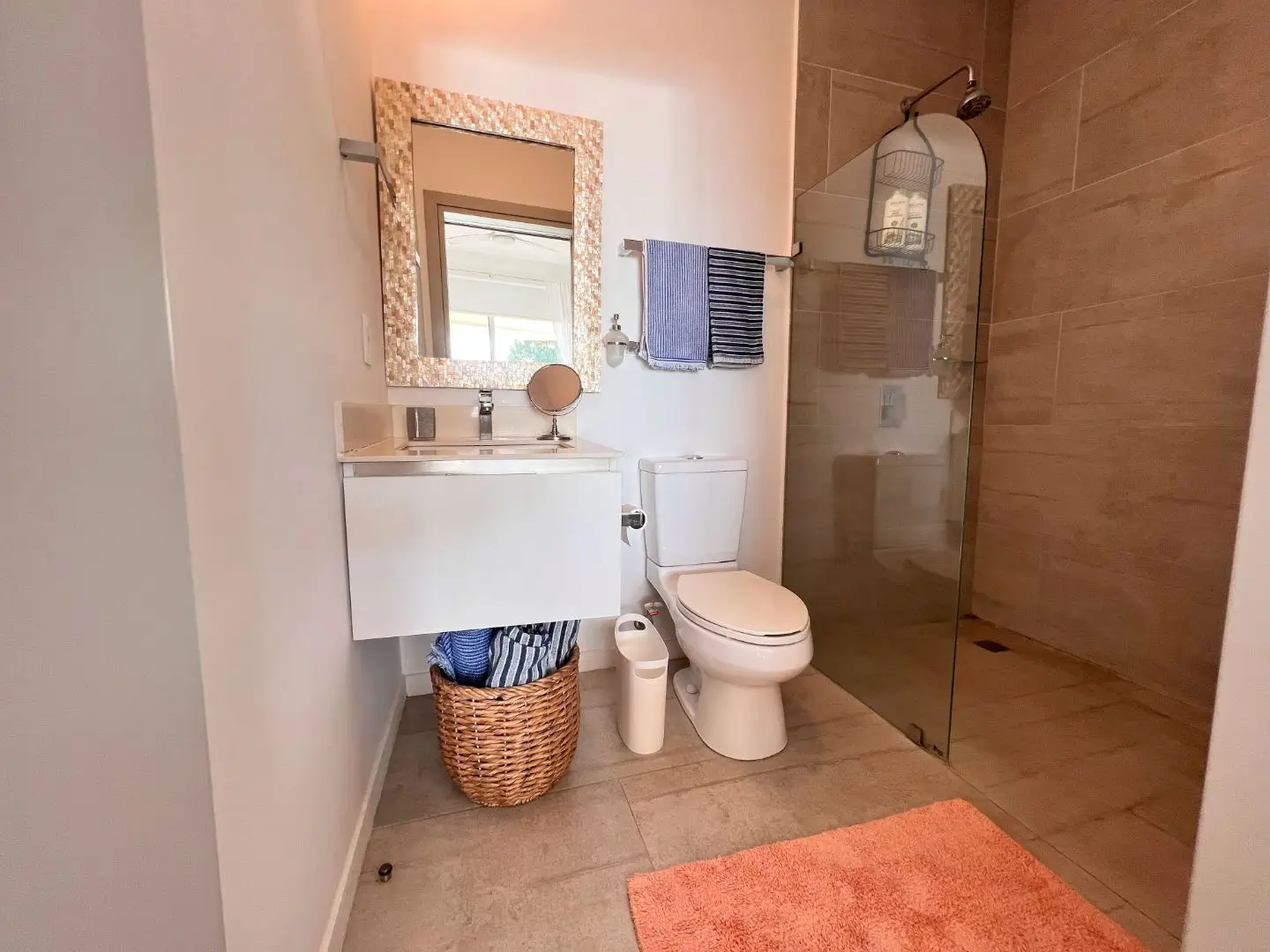 Stunning 2-Bedroom Oceanview Apartment for Sale in Sunset Blvd, Jaco Beach - image 13