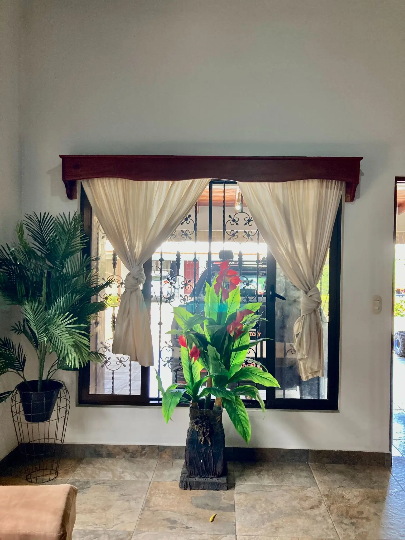 House for sale in Sol Dorado - image 3