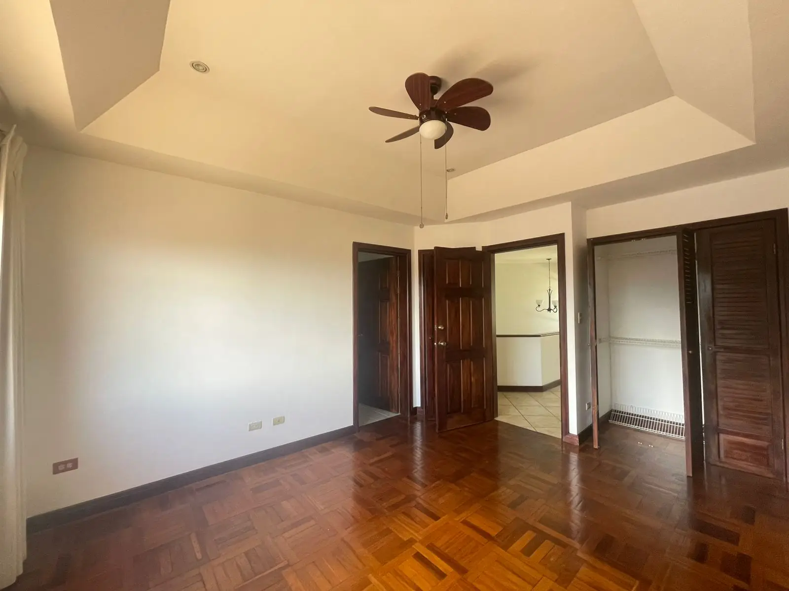 Charming 3-Bed House for Rent in Gated Community - image 12