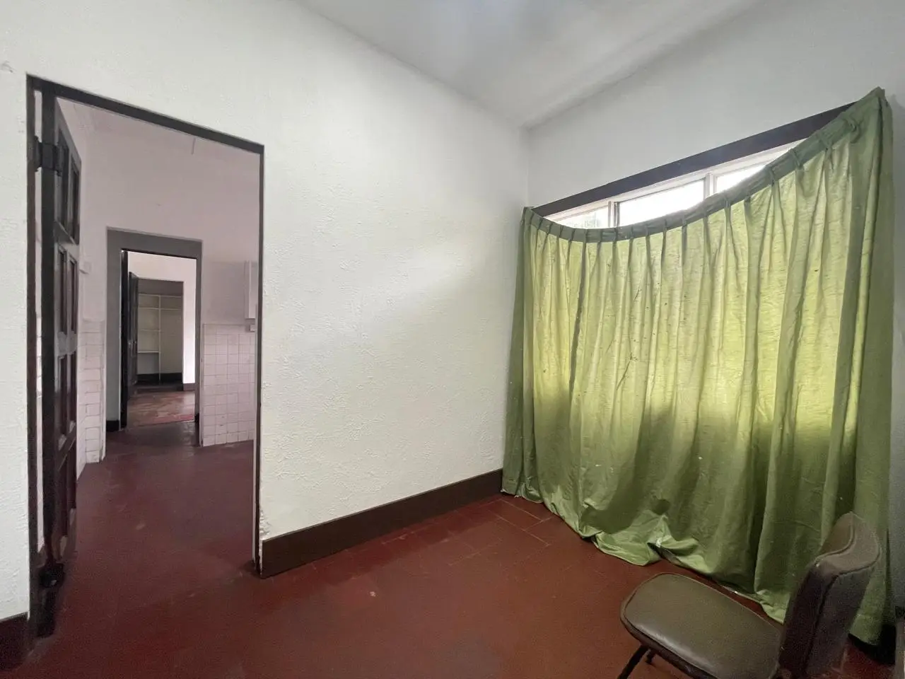 Alquiler Local Comercial Bo. Escalante - image 14