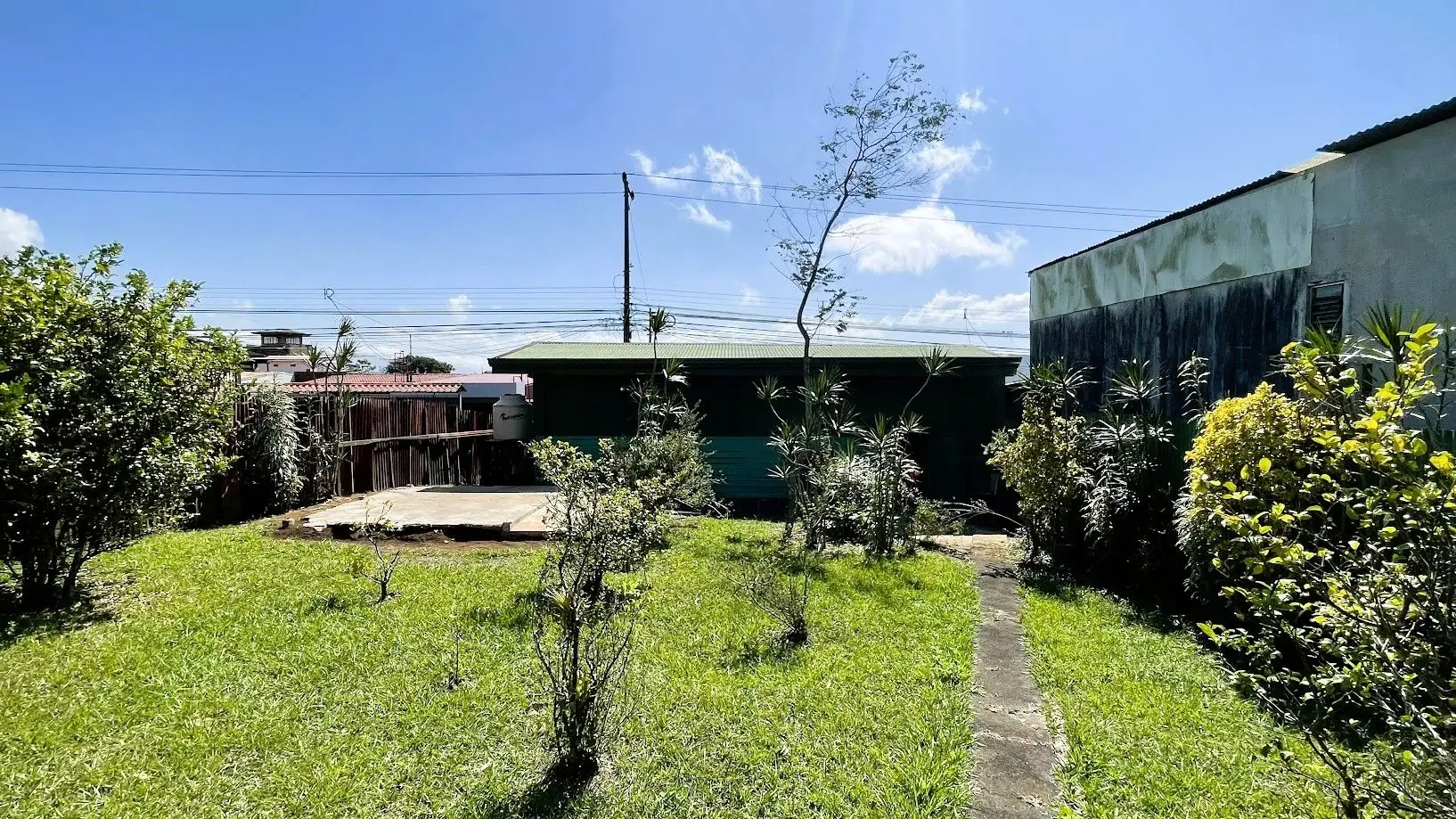 HOUSE WITH COMMERCIAL POTENTIAL FOR SALE IN SAN RAMON, ALAJUELA - image 6