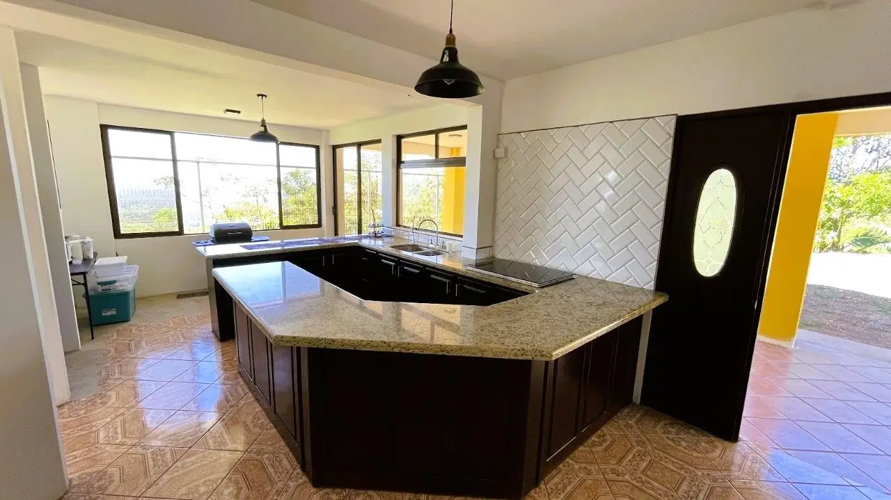 HOUSE FOR SALE WITH SPECTACULAR OCEAN VIEWS – SAN RAMON, ALAJUELA - image 10