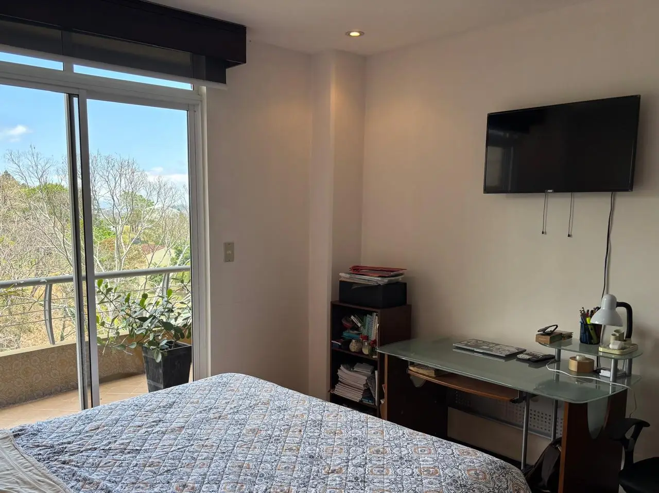 Rent / Lovely Apartment in Valle Arriba Condominium, San Rafael de Escazu, San Jose - image 15