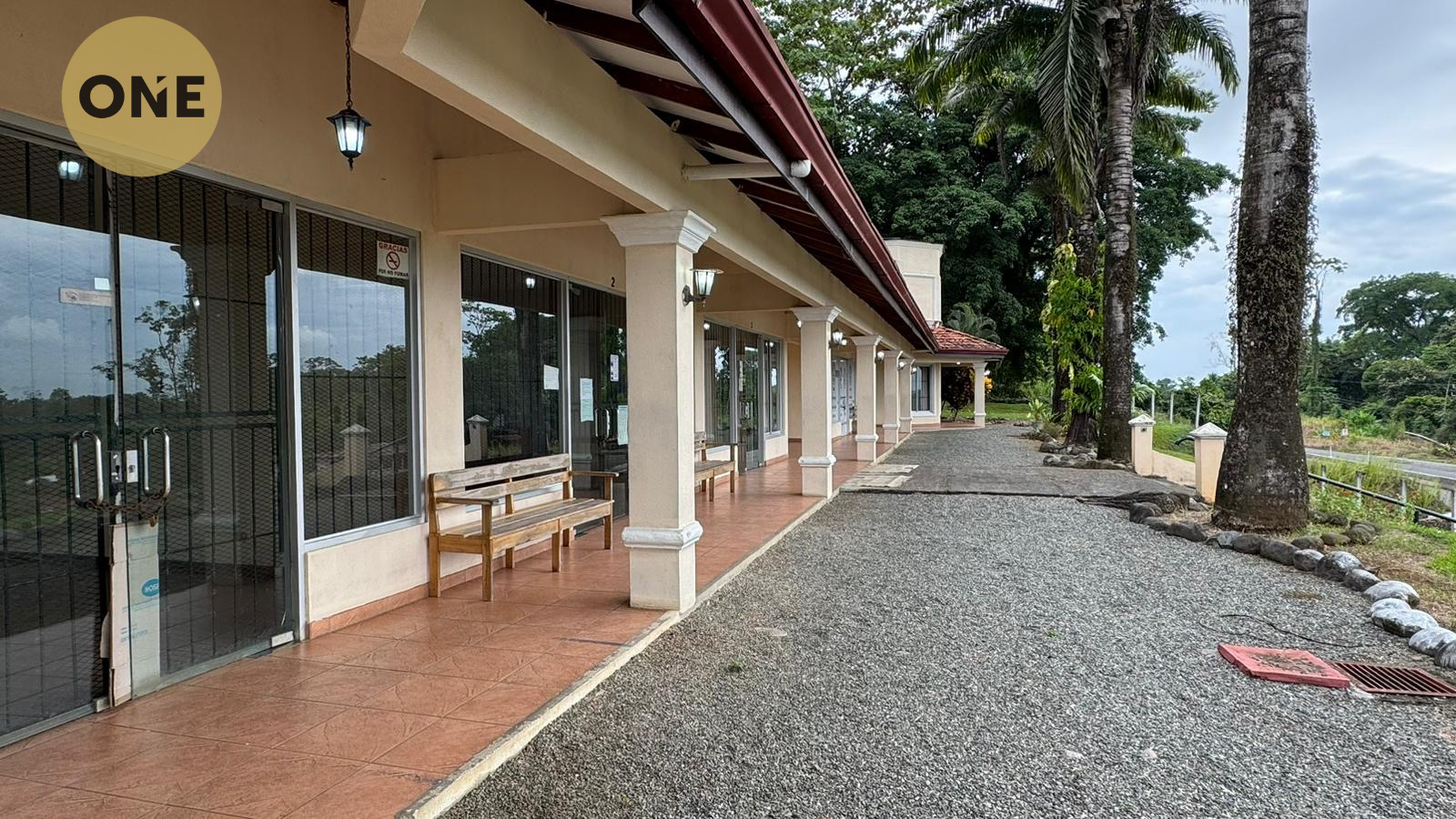 Solid investment in Limón: Consolidated commercial property in Siquirres - image 3