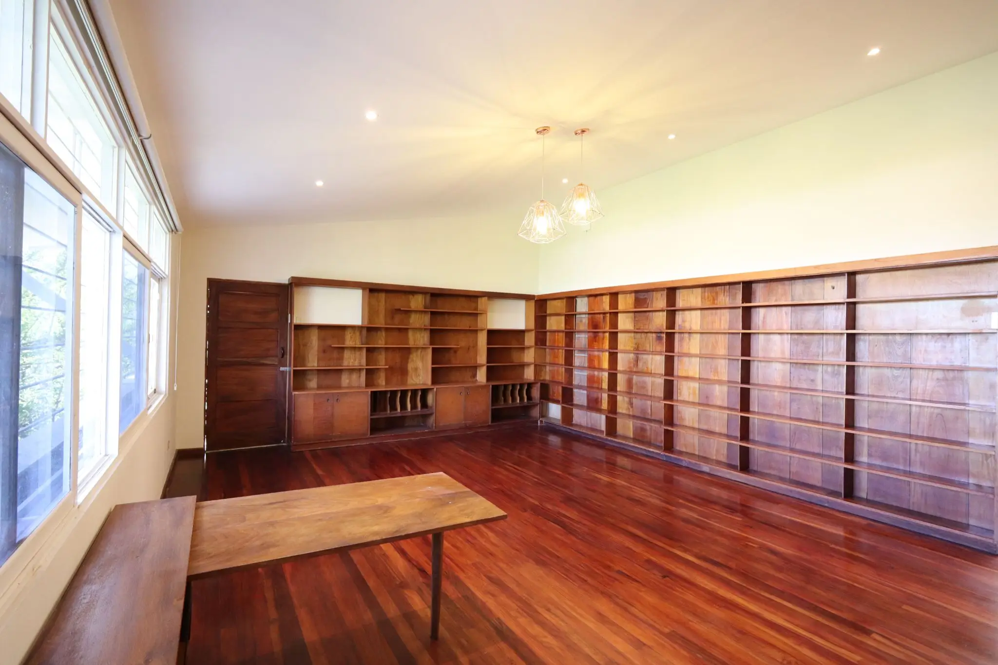 Luxurious 4-Bed Costa Rica Estate for Rent with Pool & Panoramic Views - image 14