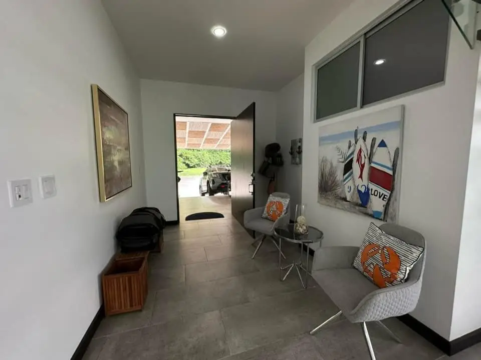 Beautiful Villa with pool in El Residencial Bambu, Puntaleona - image 2