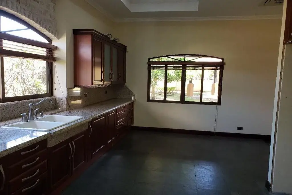 SALE / Majesty and Exclusivity in Santa Ana! Your Dream Haven Awaits - image 15