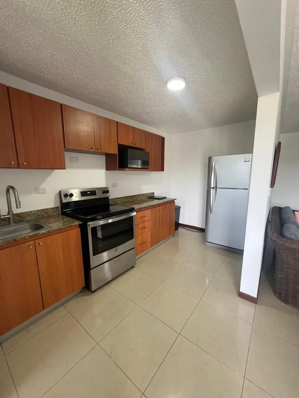  3-Bedroom Penthouse in Secure Jacó Gated Community, Costa Rica - image 8