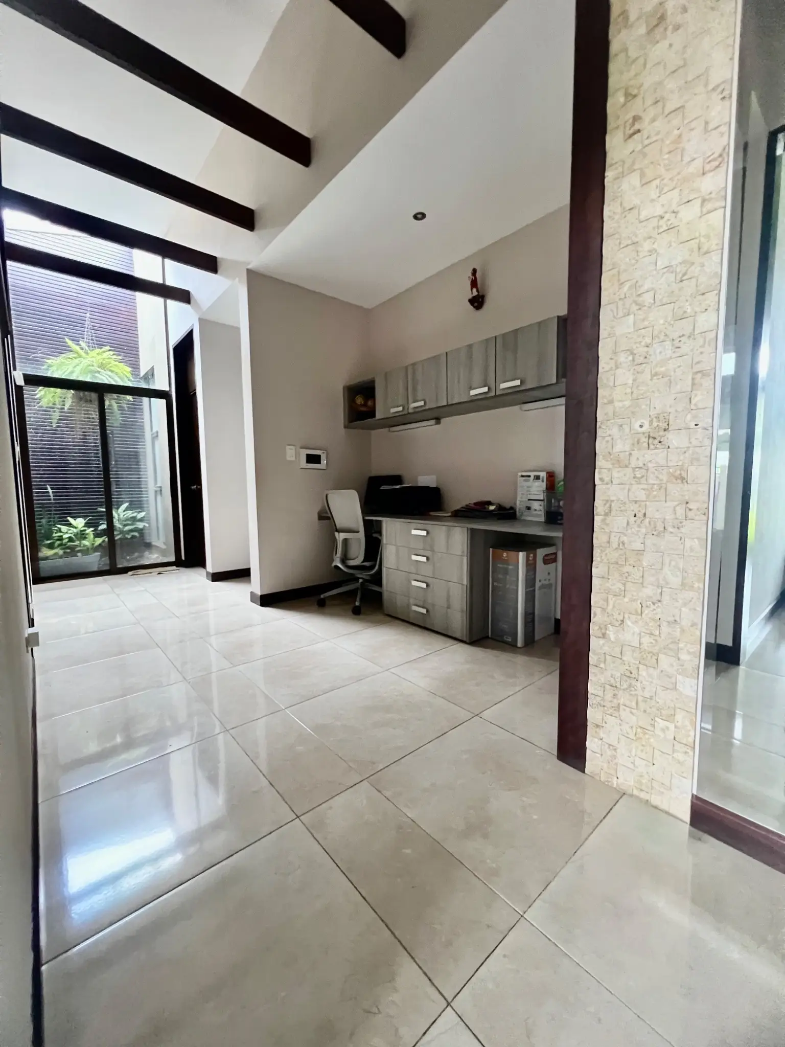 Modern Home in La Garita – Residencial El Bosque - image 8