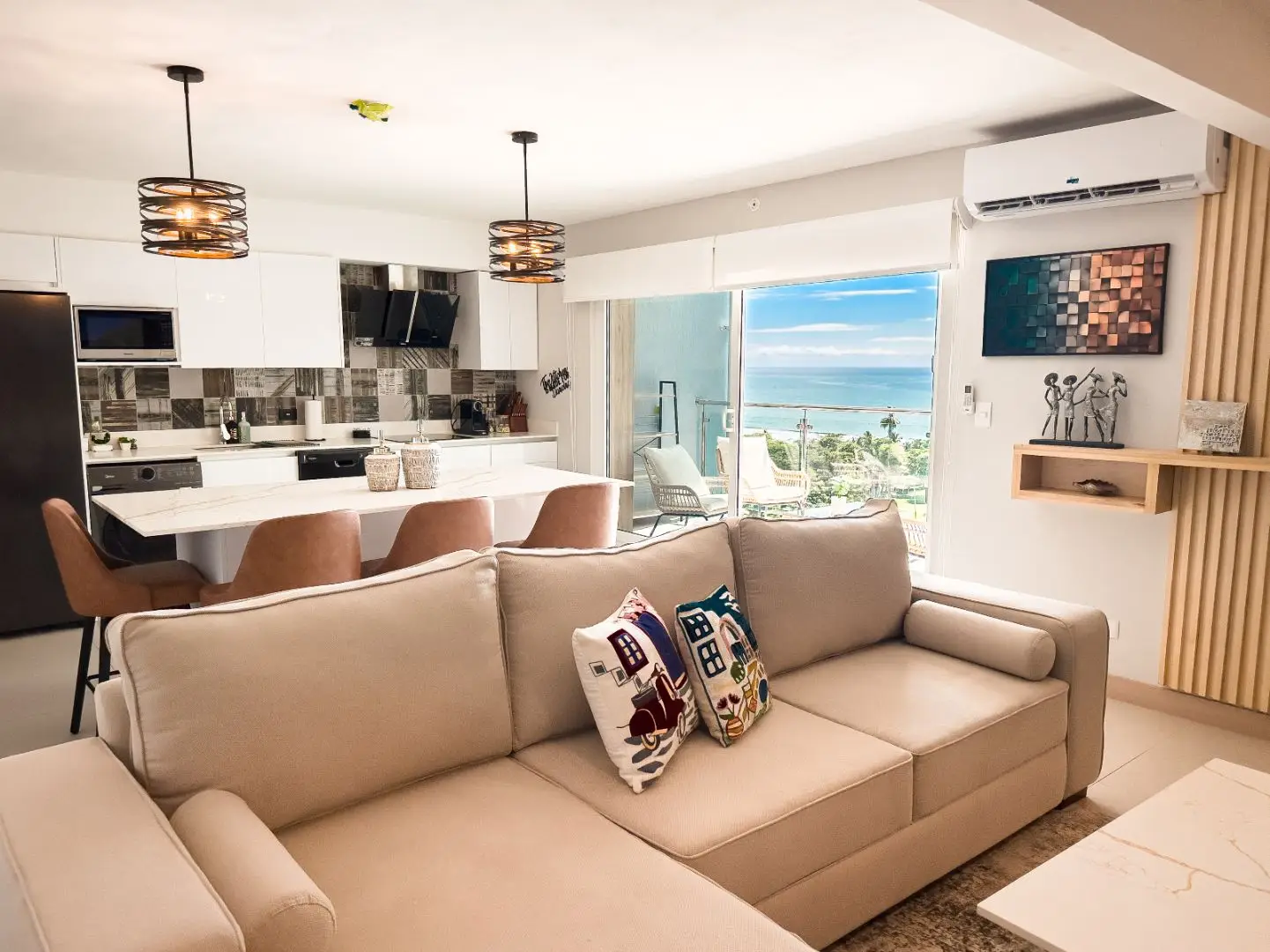 Priceless  Ocean View Condo in Viva Jacó - image 2