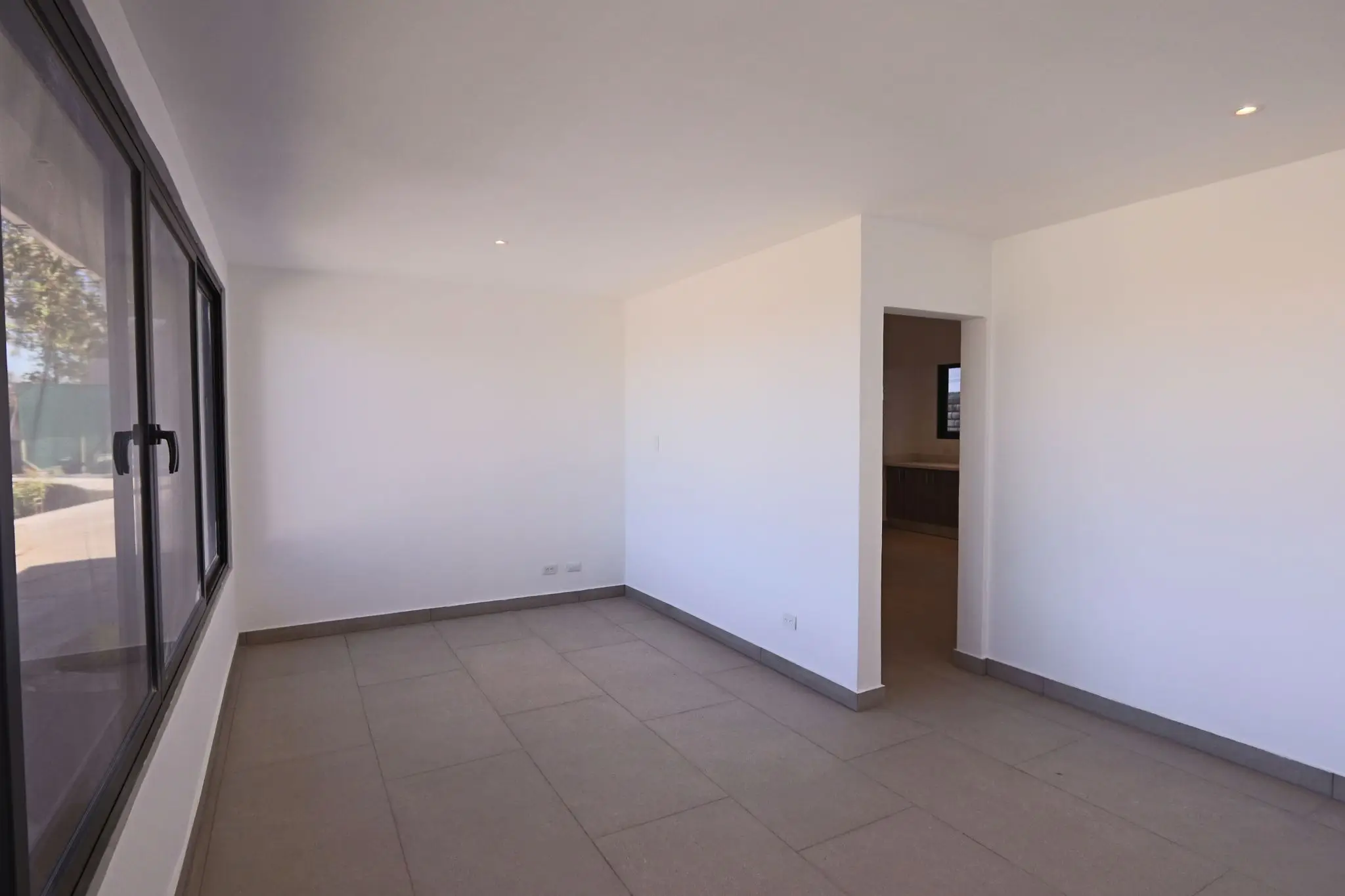 For Rent: New 1 and 2 bedroom Apartments in Escazu - image 9