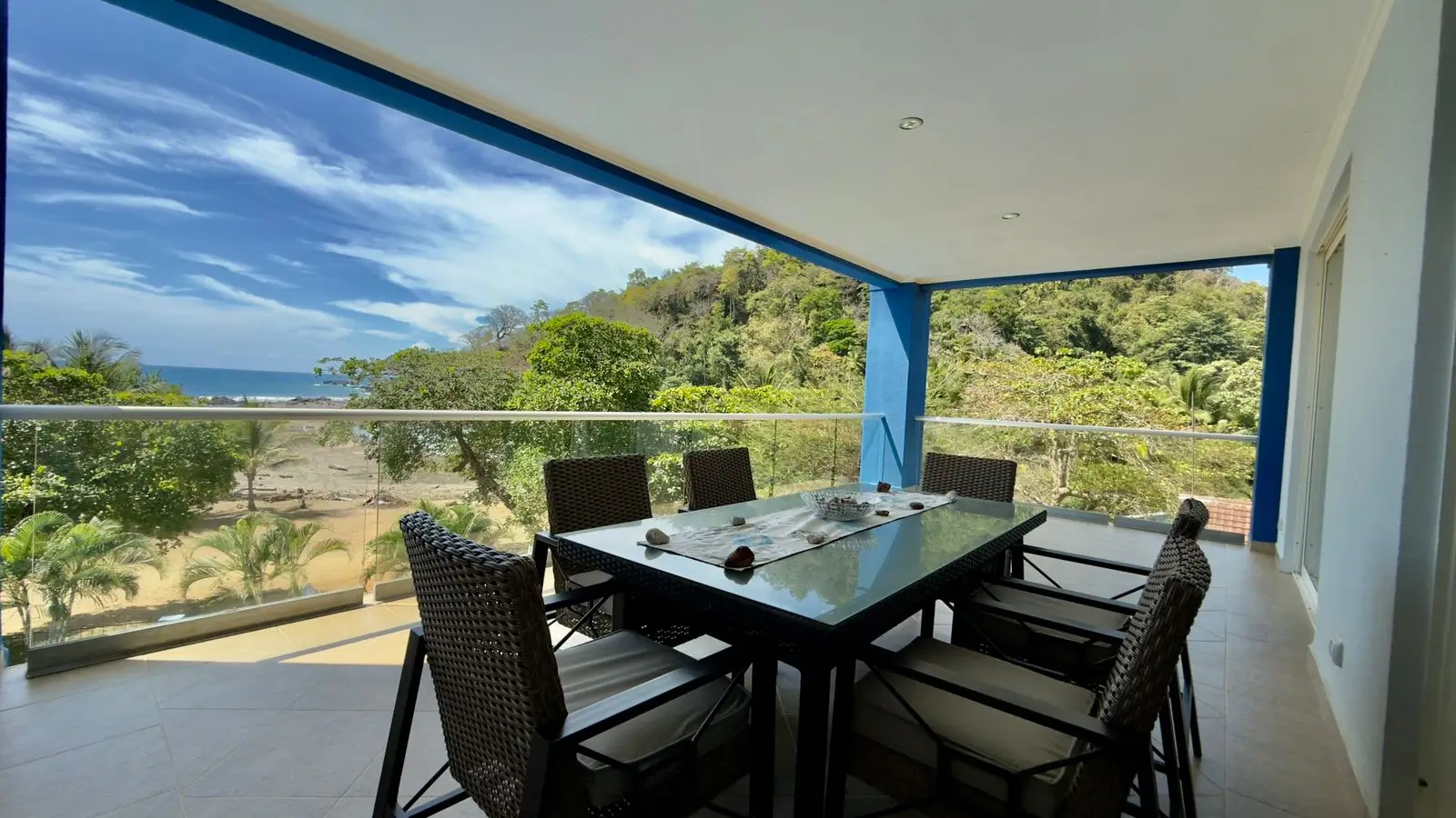 Luxury Beachfront Condo in Jacó: Your Costa Rican Oceanfront Escape - image 11
