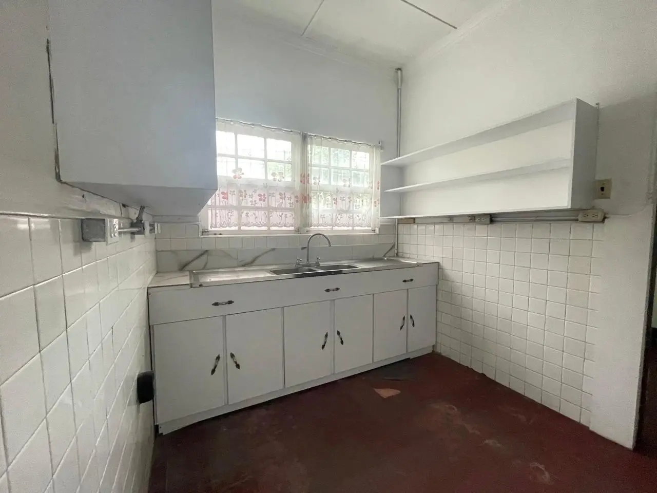 Alquiler Local Comercial Bo. Escalante - image 13