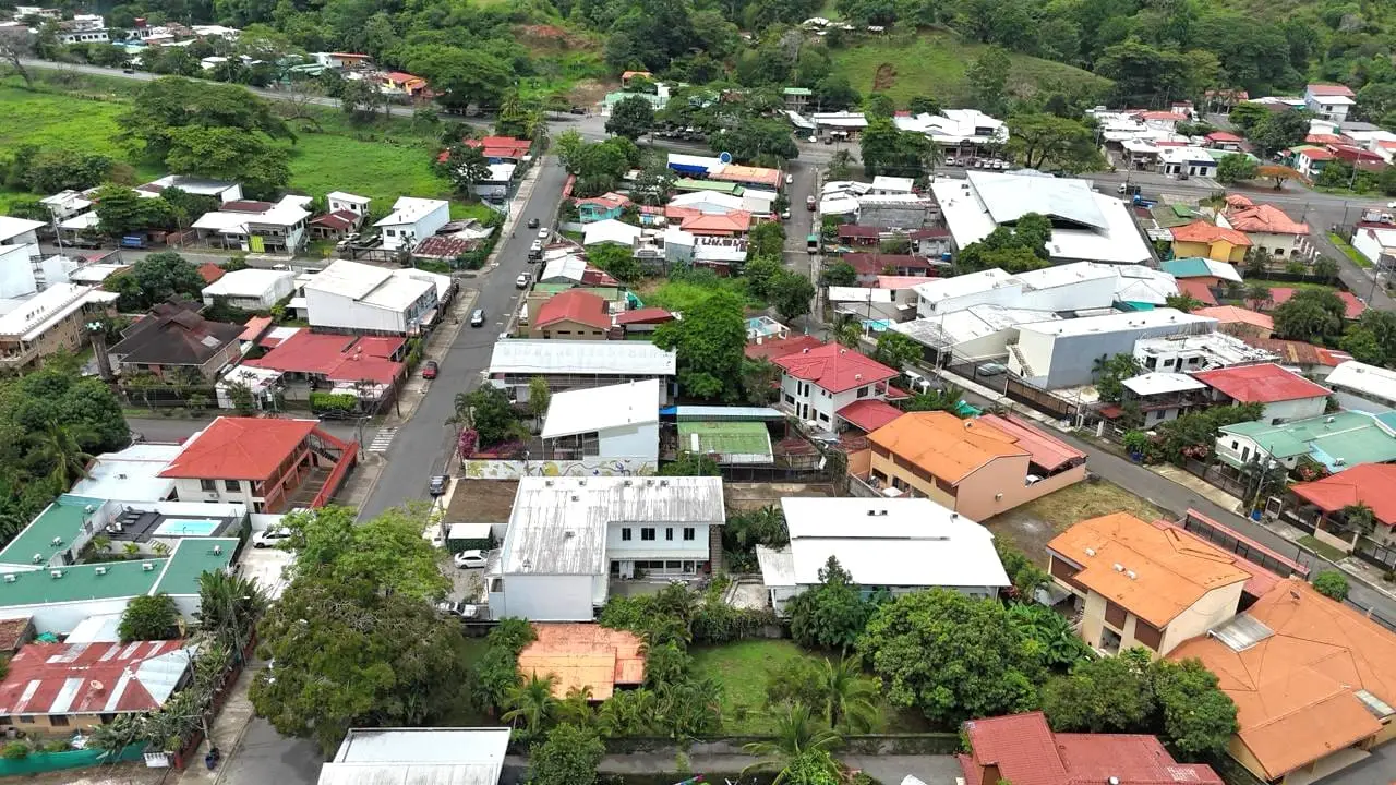 931 m² Development Lot on a Main Commercial Access Road in Jacó | Investment Opportunity - image 8