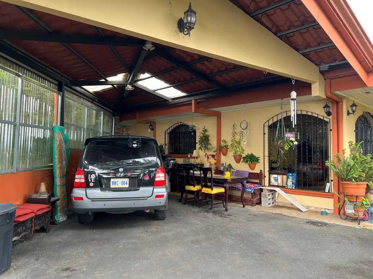 Hillside House with breathtaking Panoramic Valley Views in Santa Bárbara, Heredia - image 6