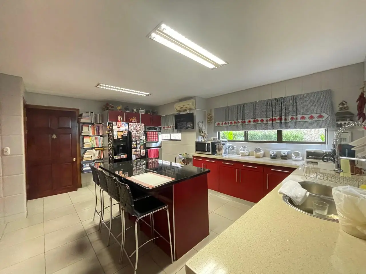 For Sale: Home in Gated Community – Guachipelín de Escazú  - image 8