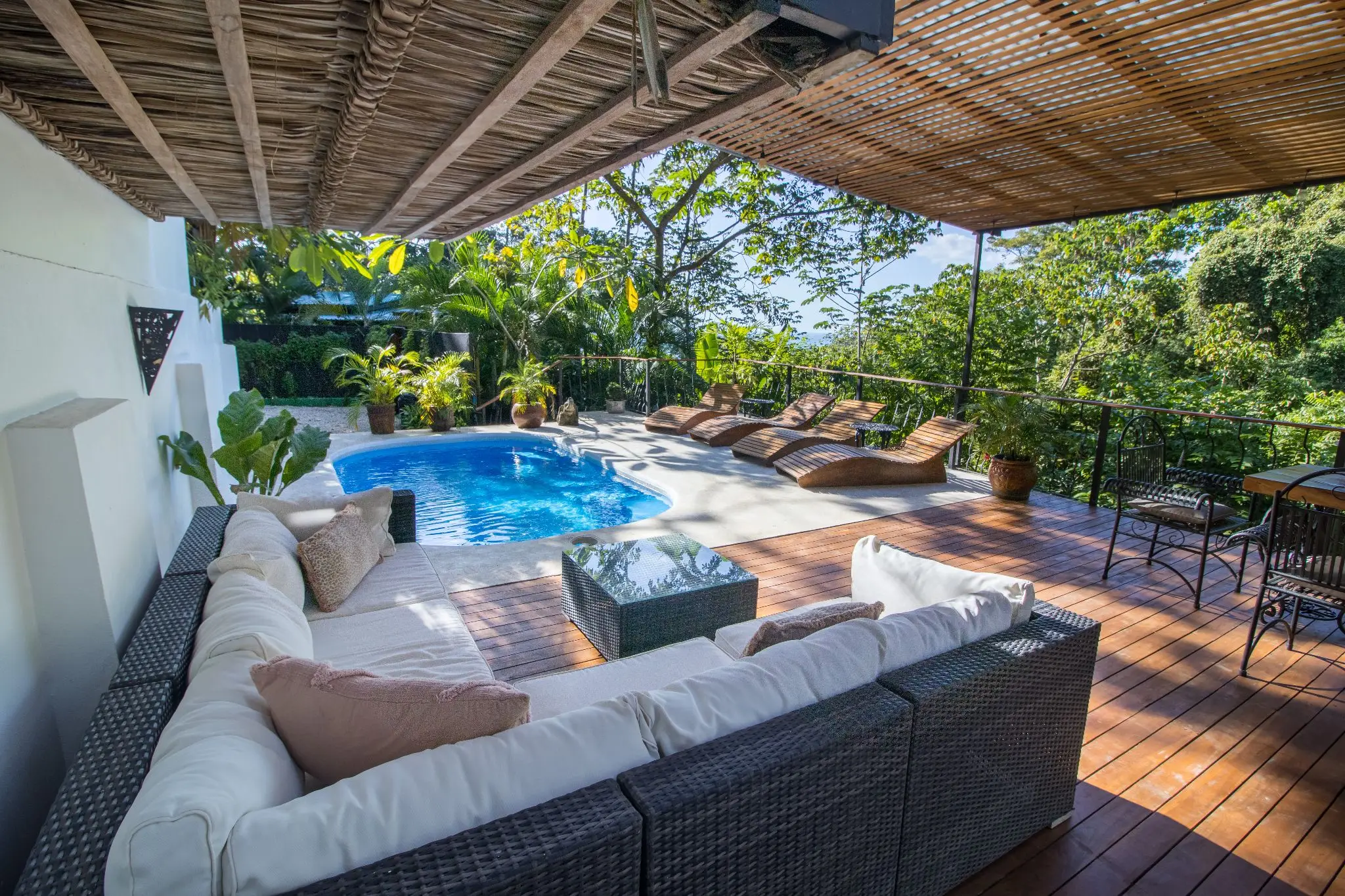 Ocean View Home in Mal Pais   with 4 bedrooms and pool  - image 2