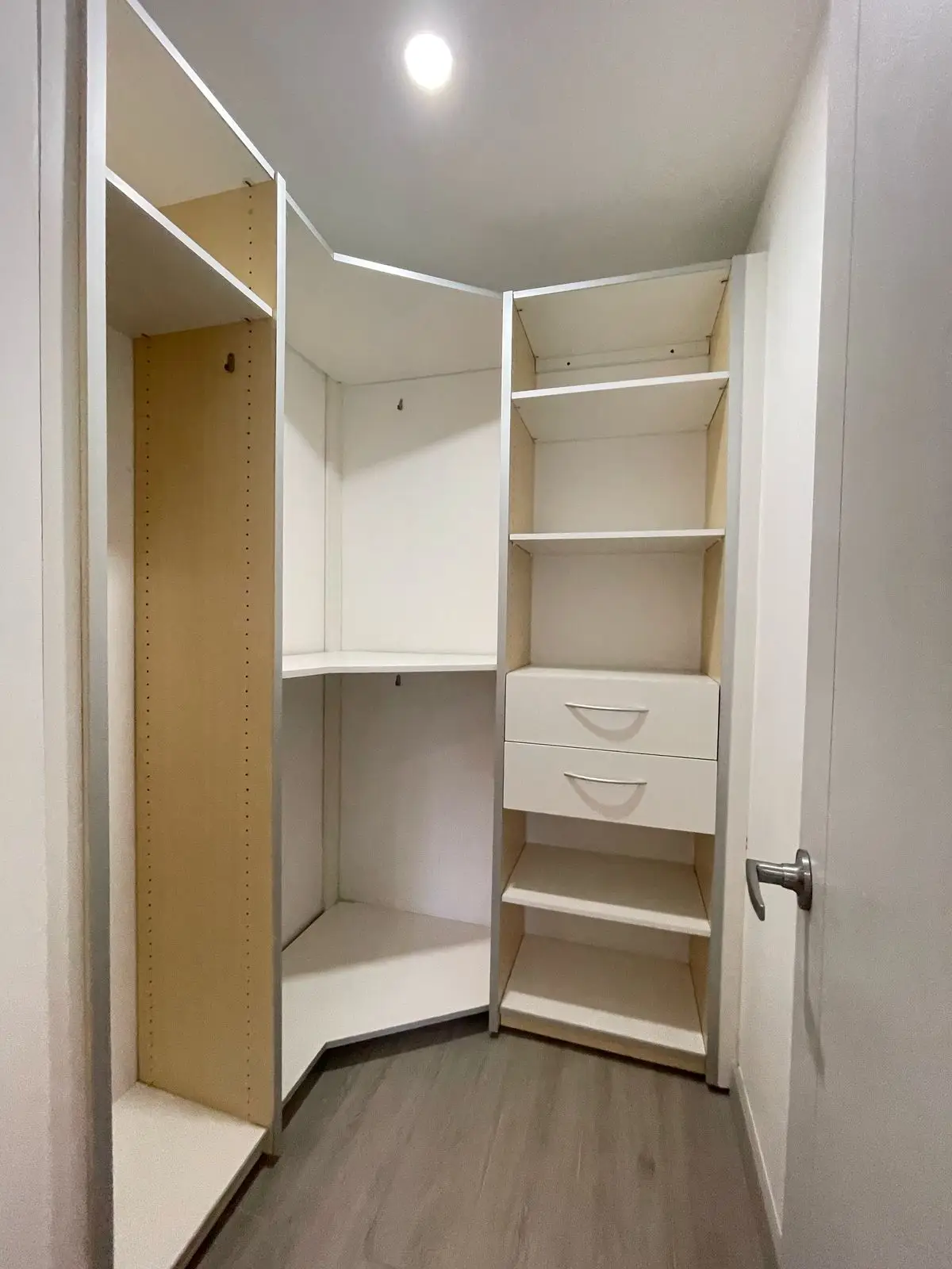 Luxury 3-BR Apartment in Secure Escazú Community - image 9