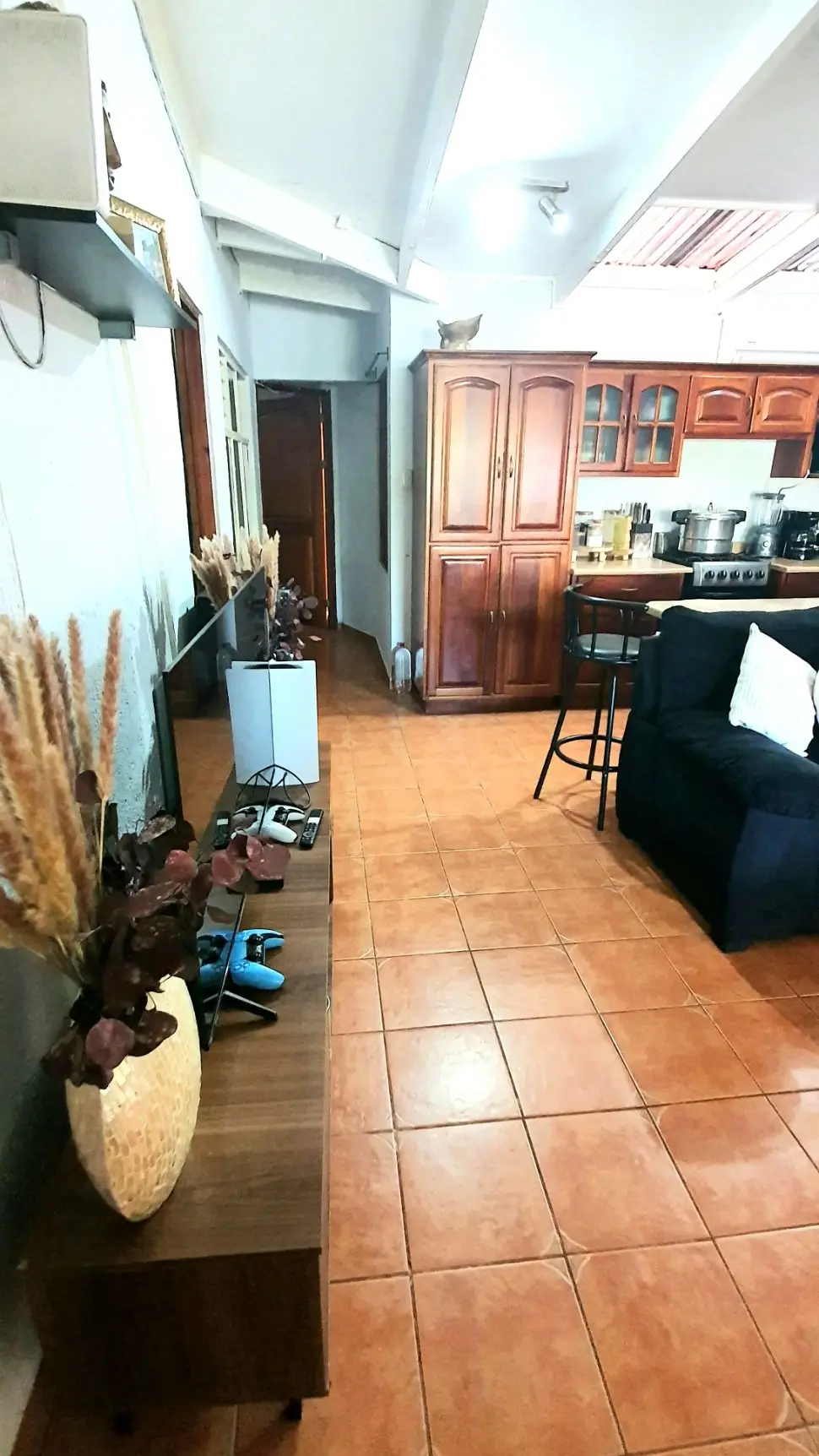 Charming 4-Bed Condo in Jacó - Perfect Family Home or Income Property ! - image 5