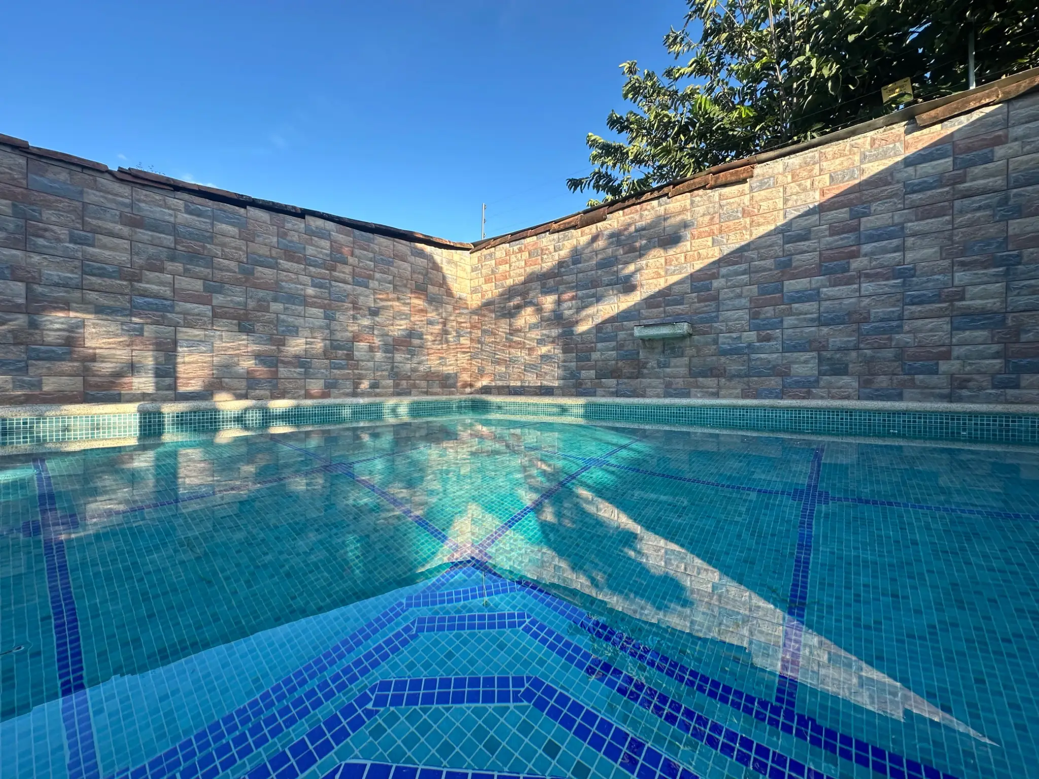 Modern Tropical Oasis with Private Pool in Jacó Sol, Costa Rica - image 12