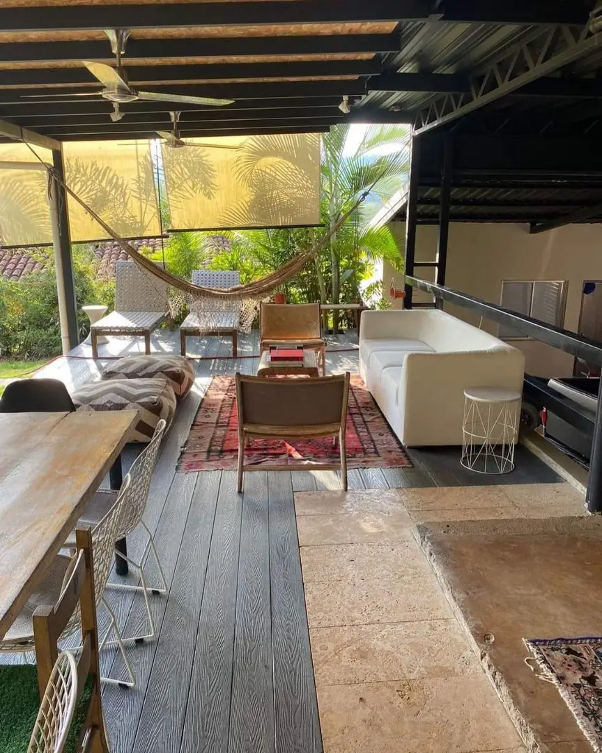 Open-Concept Gem in Herradura Near Nature & Marina - image 3
