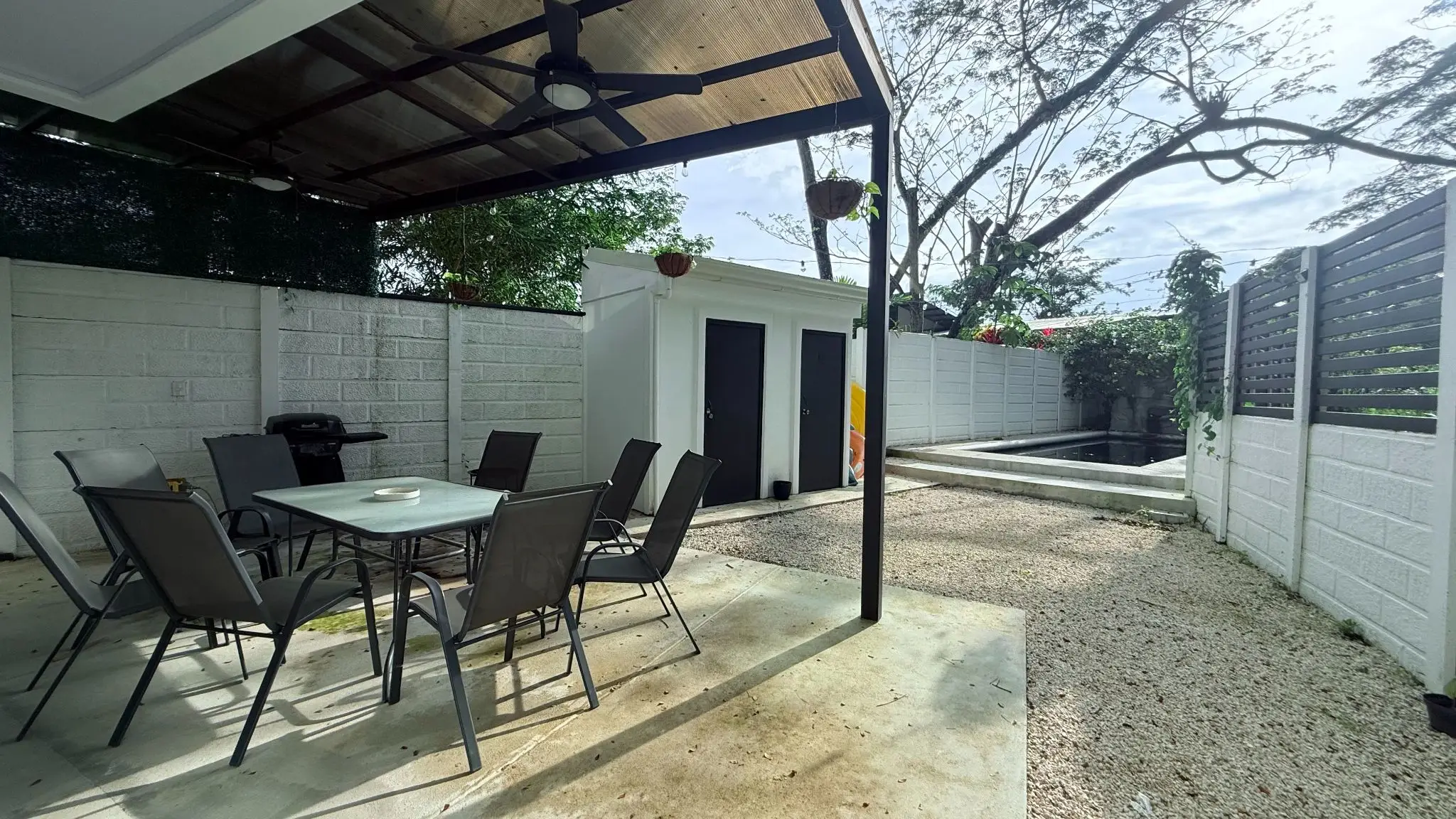 Luxury 4-Bedroom Home with Mountain Views in Playa Hermosa - image 12